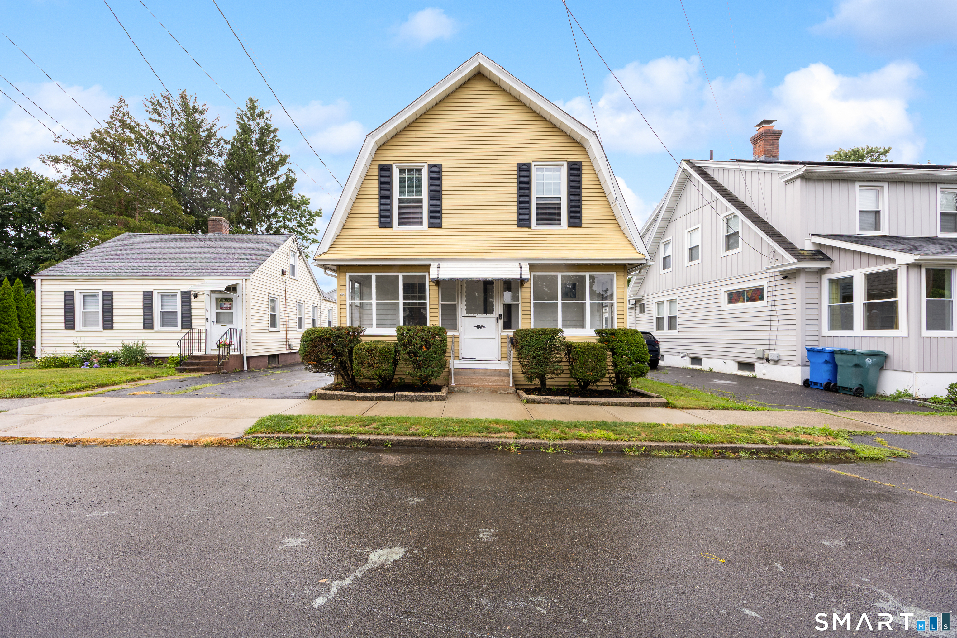 96 Hawthorne Avenue Property Photo 3