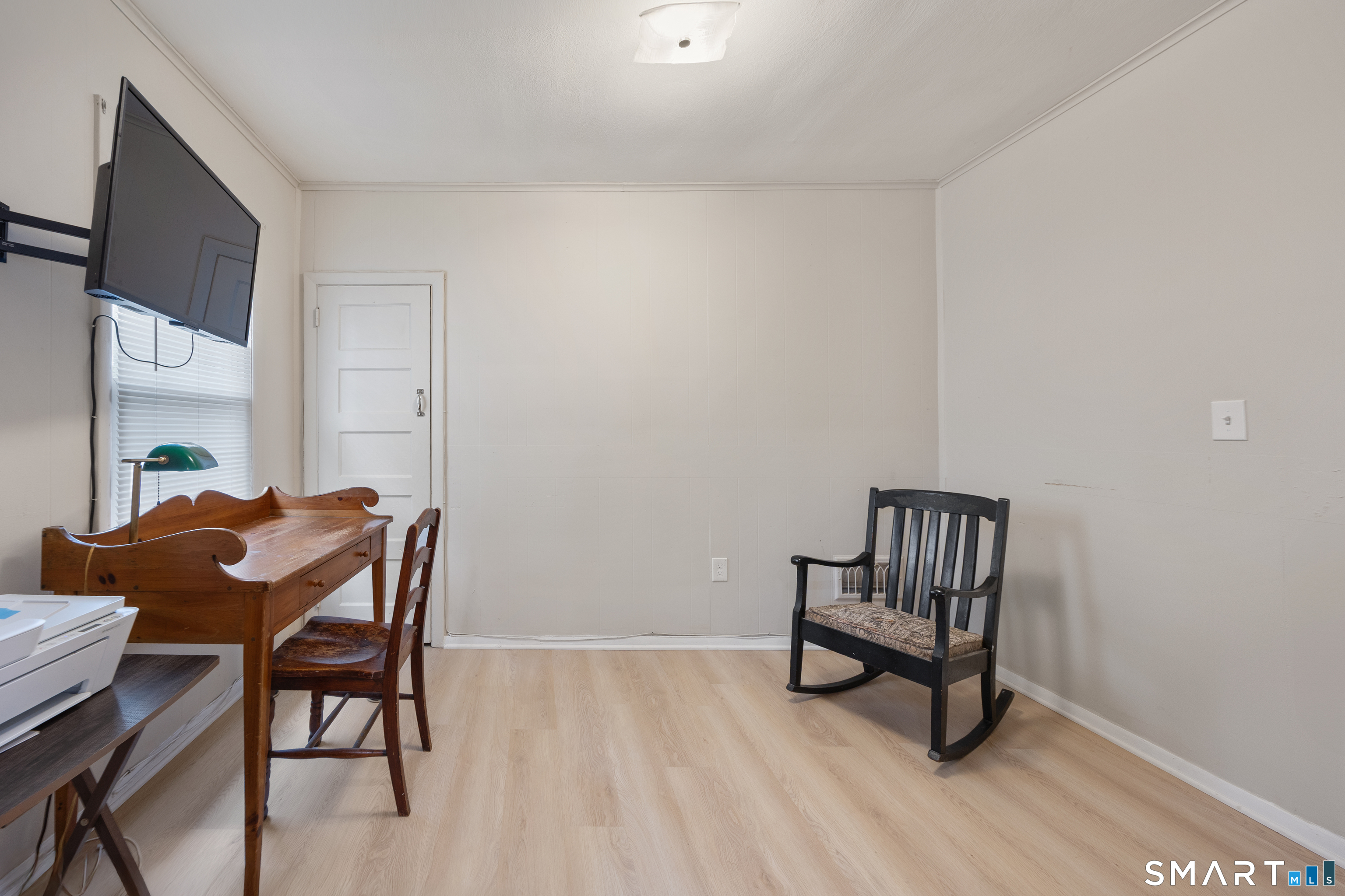 96 Hawthorne Avenue Property Photo 16