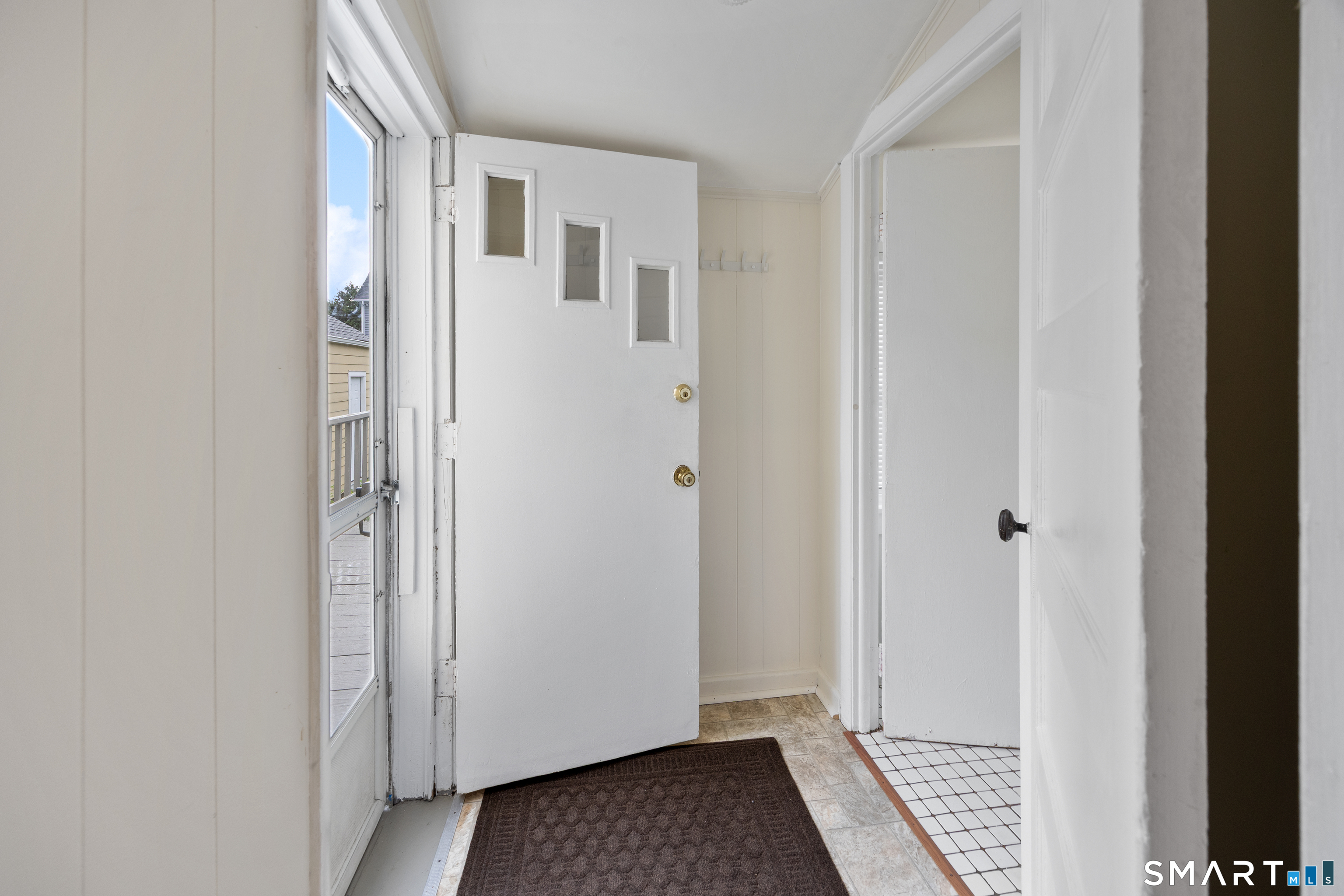 96 Hawthorne Avenue Property Photo 19