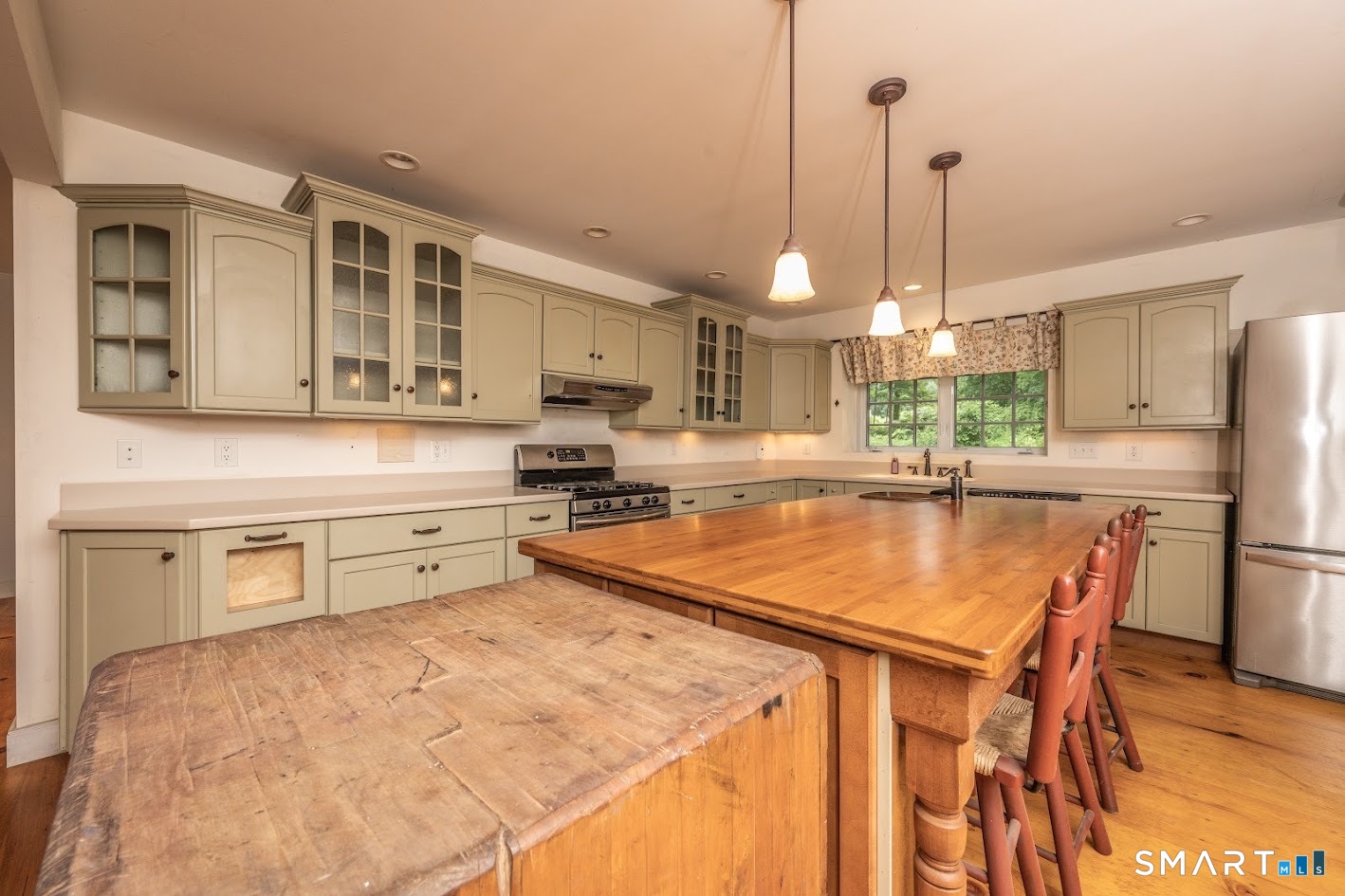 19 High Street Property Photo 8