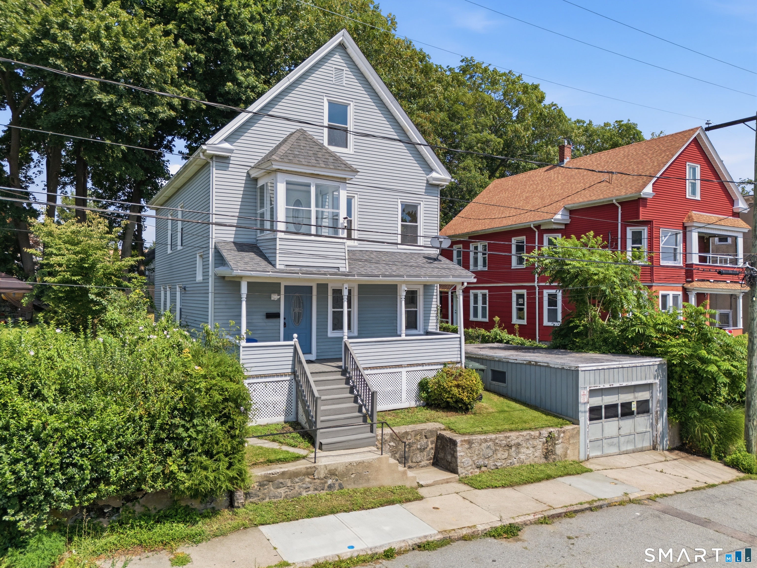 35 Moore Avenue Property Photo 1