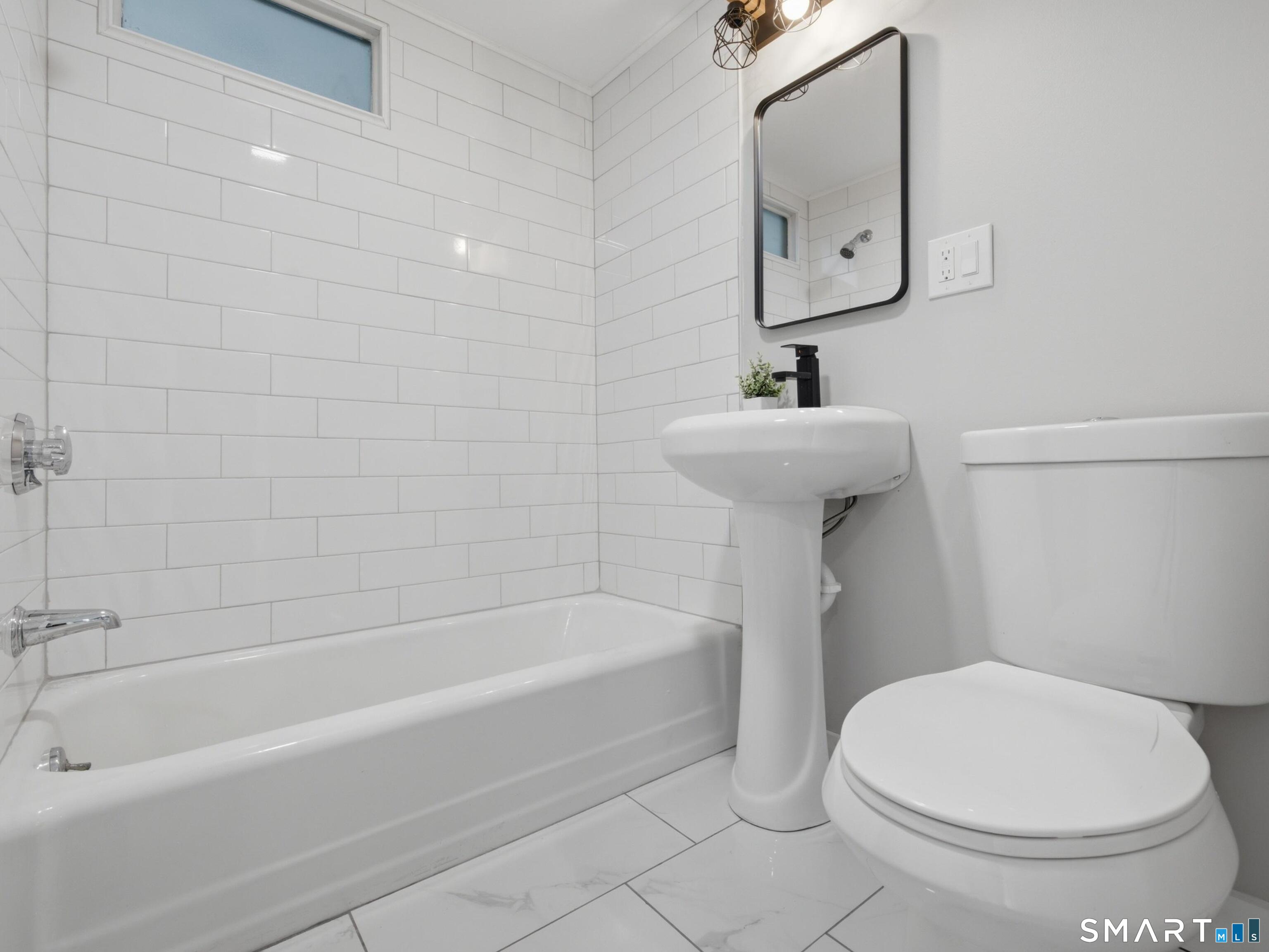 35 Moore Avenue Property Photo 16