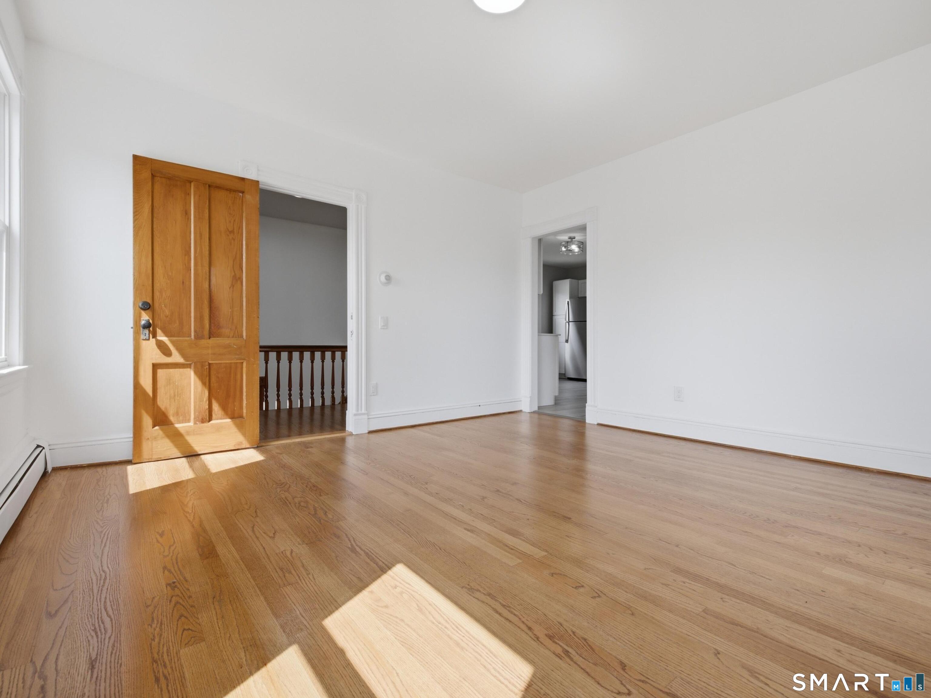 35 Moore Avenue Property Photo 23
