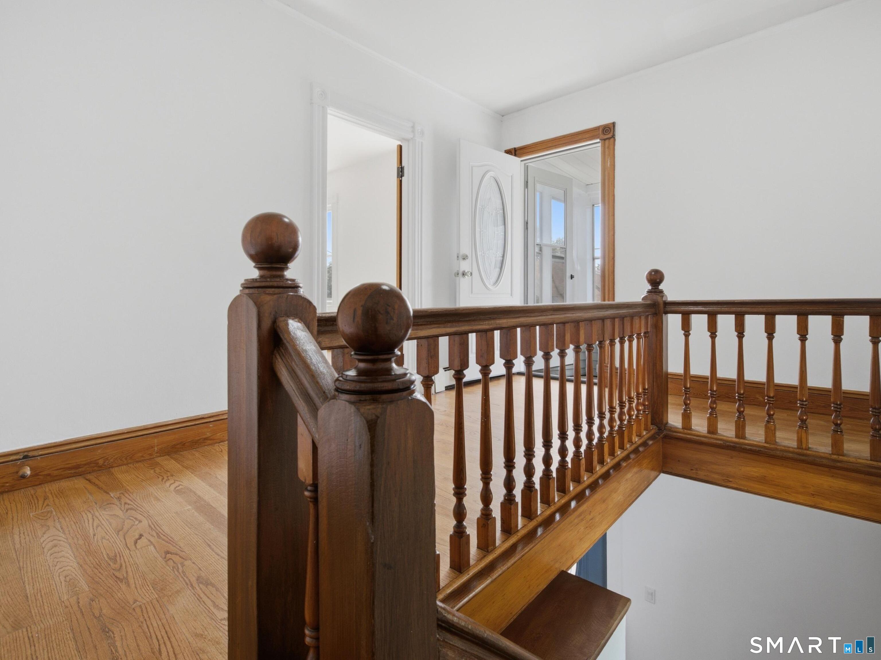 35 Moore Avenue Property Photo 25