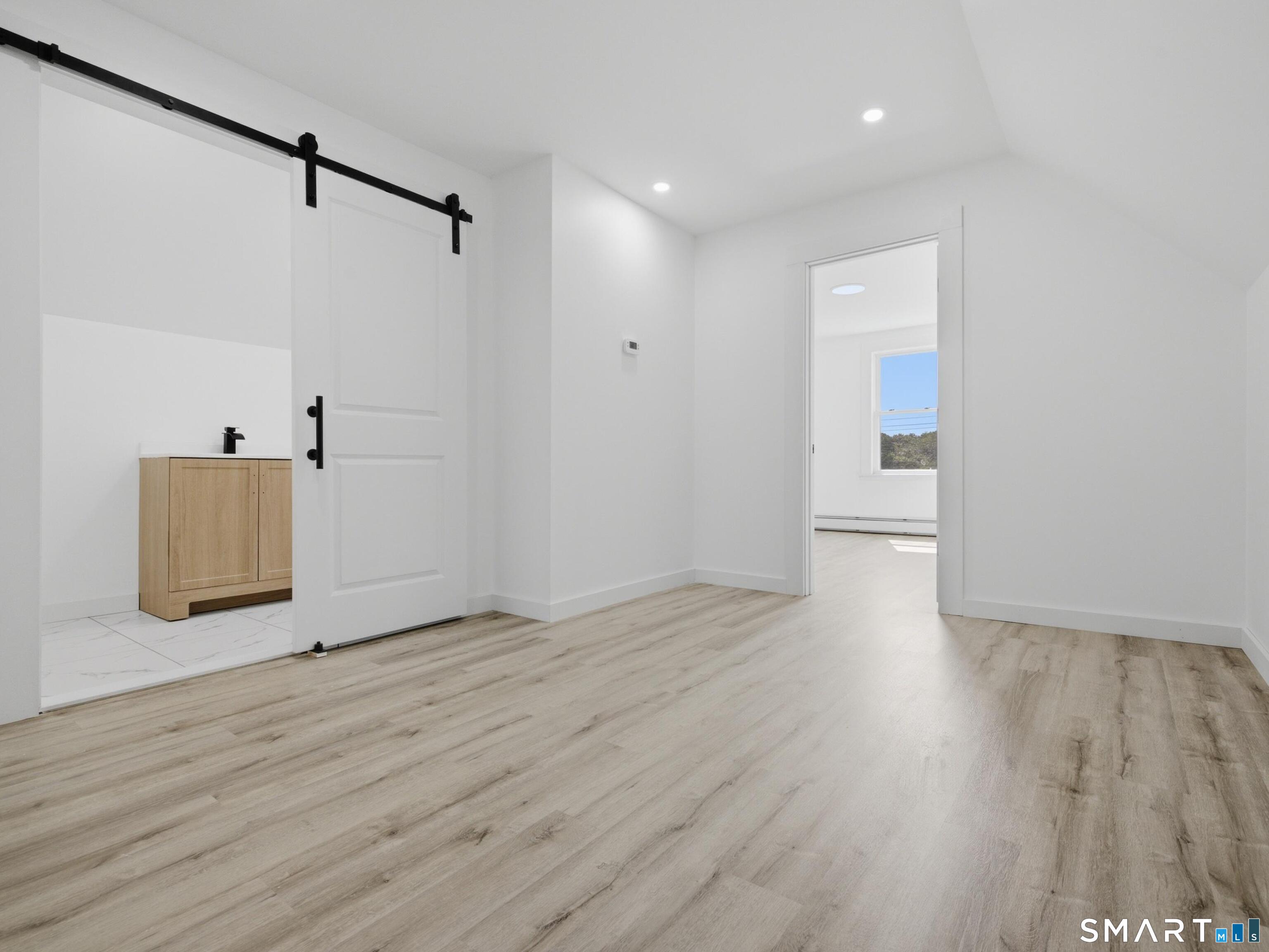 35 Moore Avenue Property Photo 26