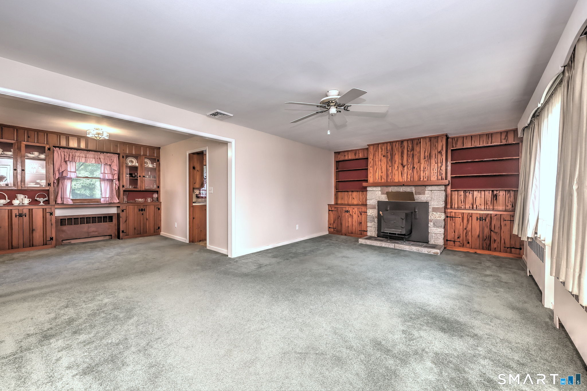 215 North Street Property Photo 7