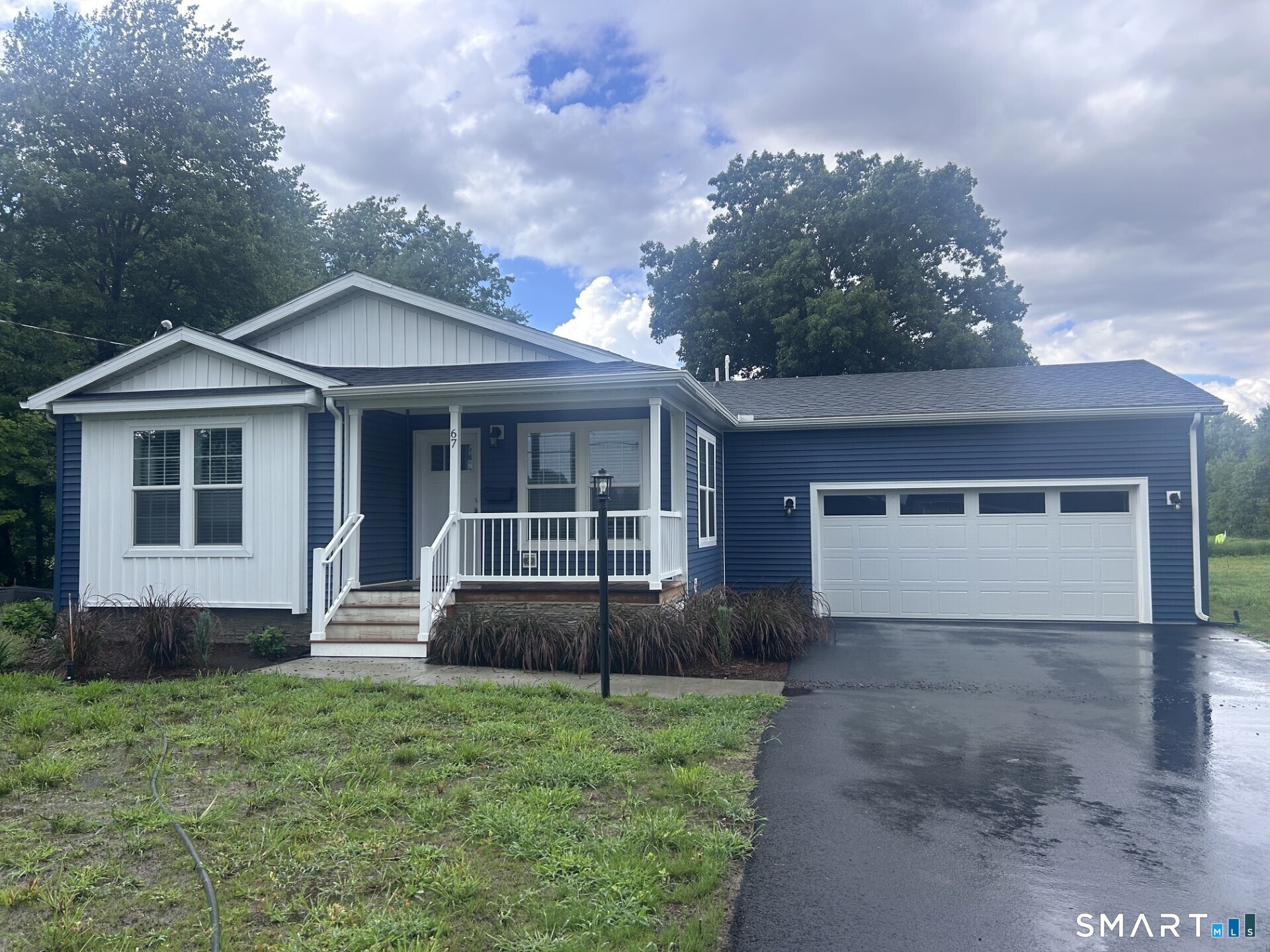67 Middle Road Property Photo 1