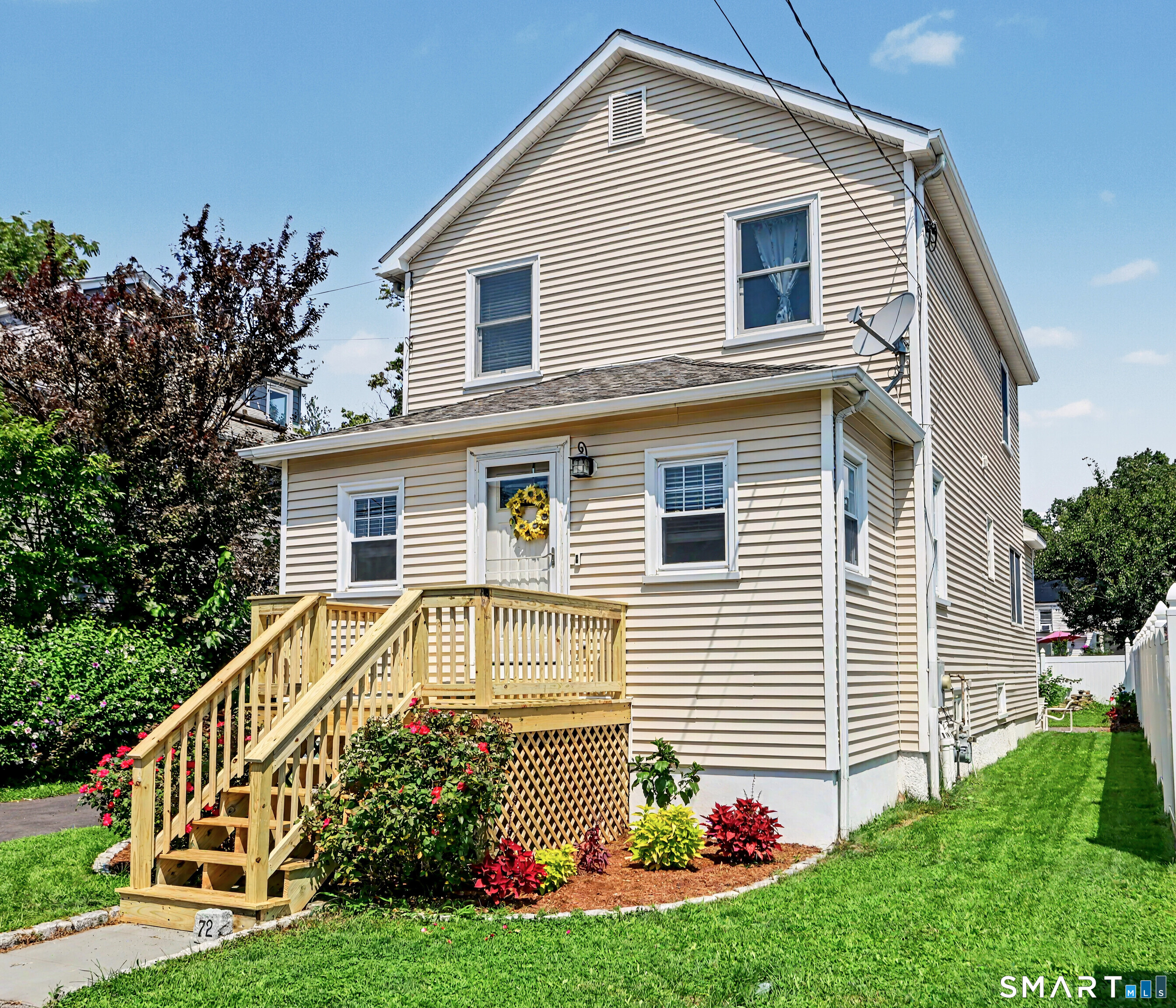 72 Palmer Avenue Property Photo 1