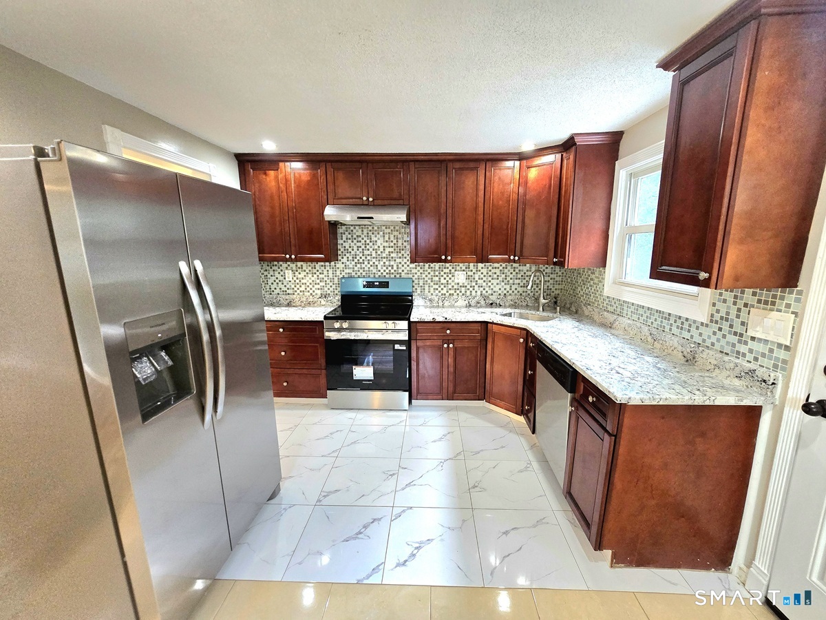 1 Jaybee Drive Property Photo 2