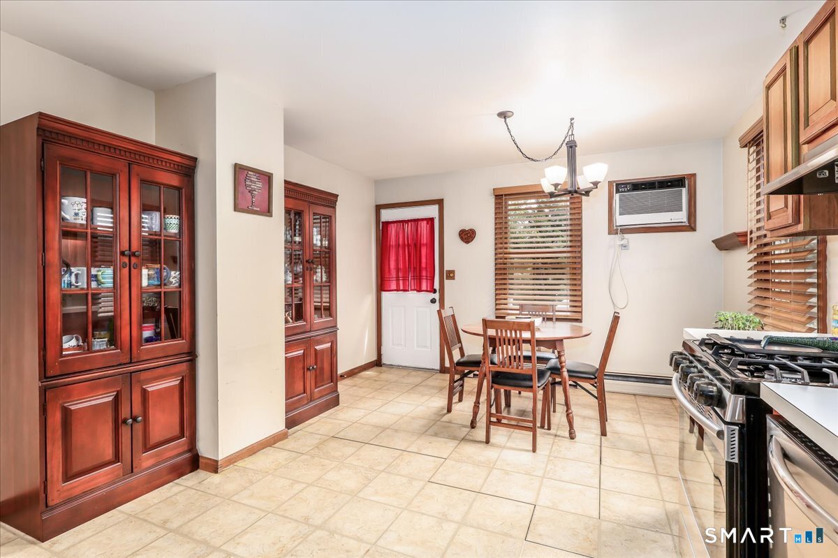 41 Calderwood Court Property Photo 12