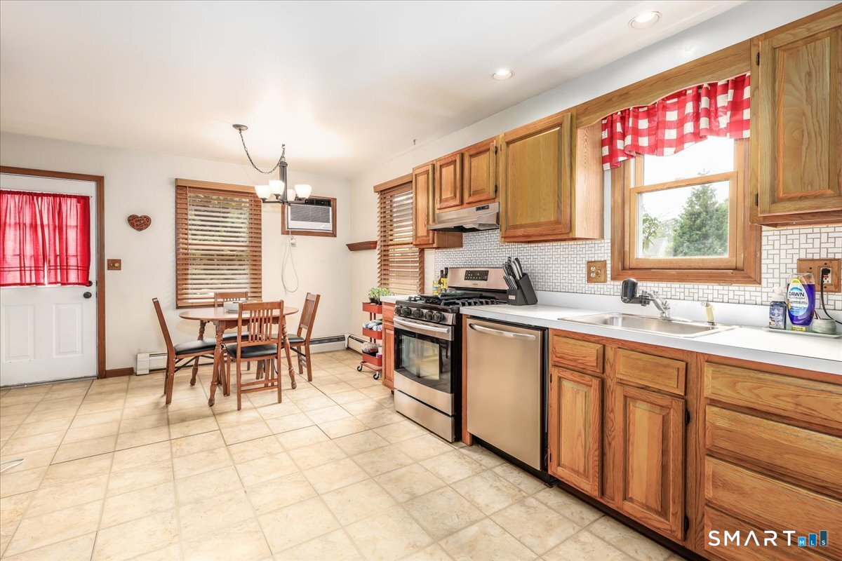 41 Calderwood Court Property Photo 13