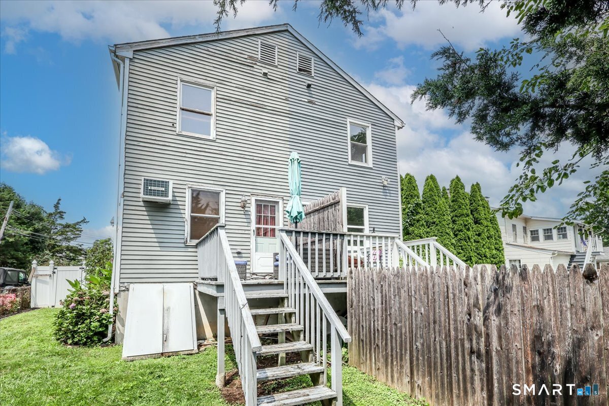 41 Calderwood Court Property Photo 27
