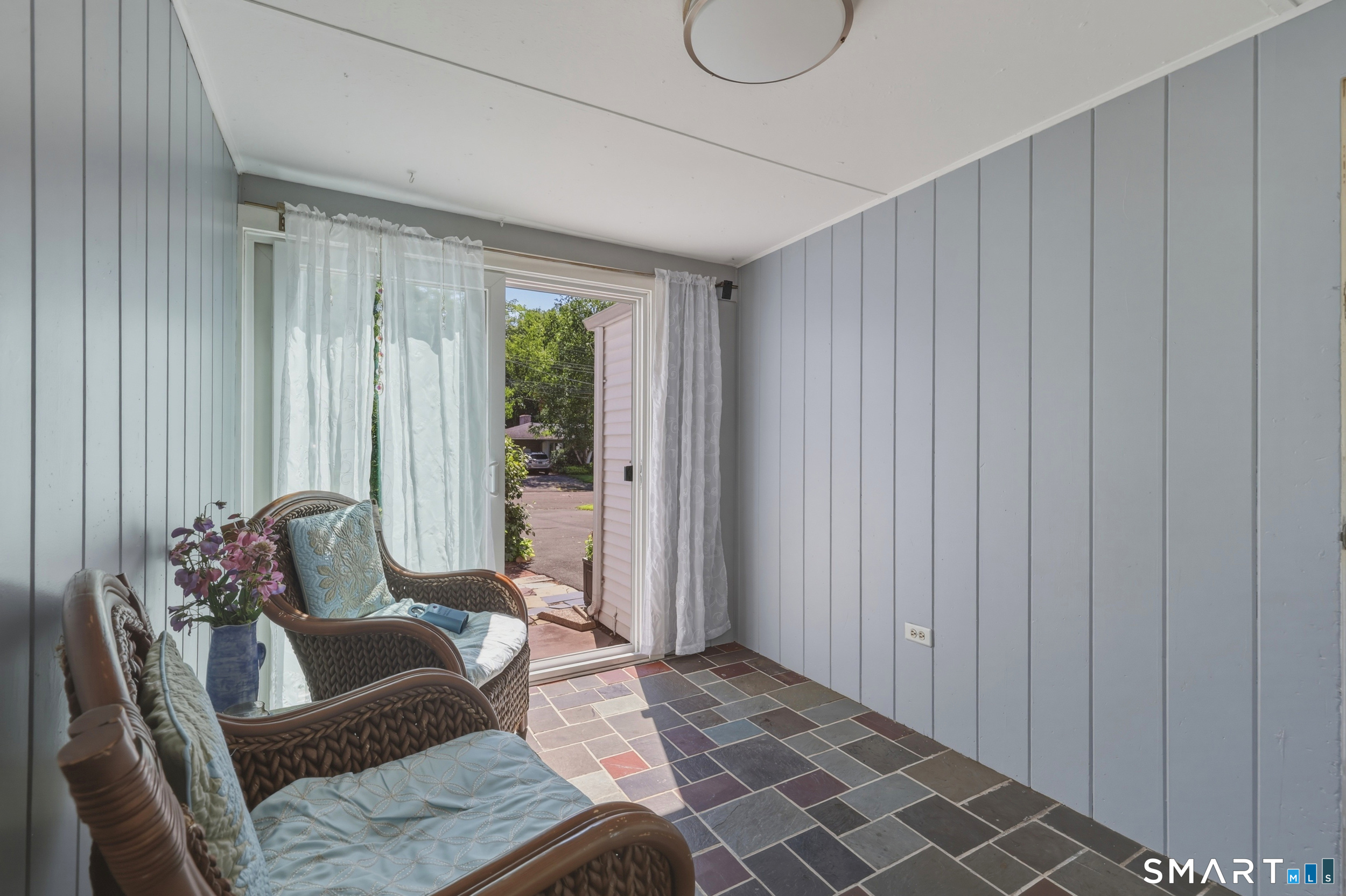 40 Vantana Drive Property Photo 4