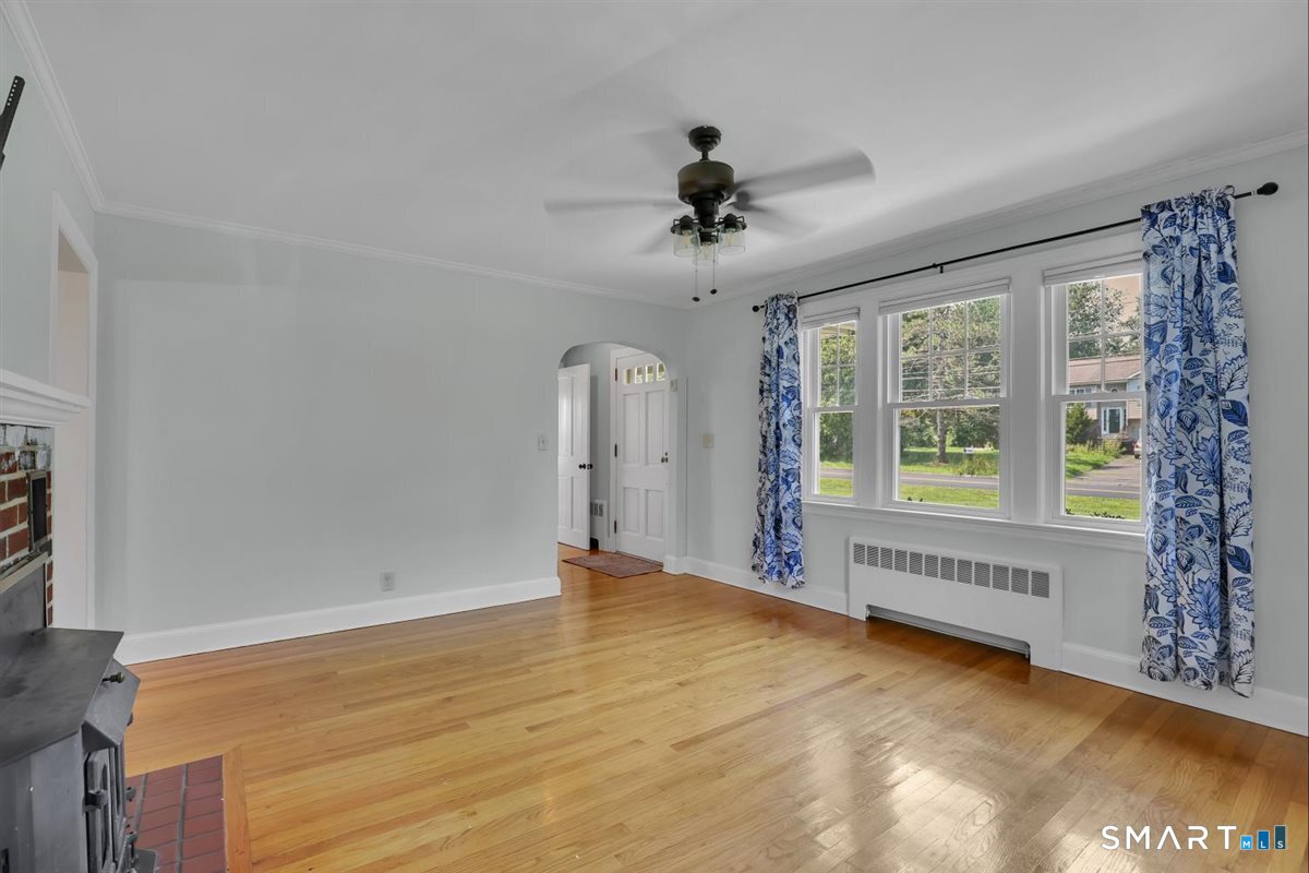 880 Farms North Road Property Photo 10