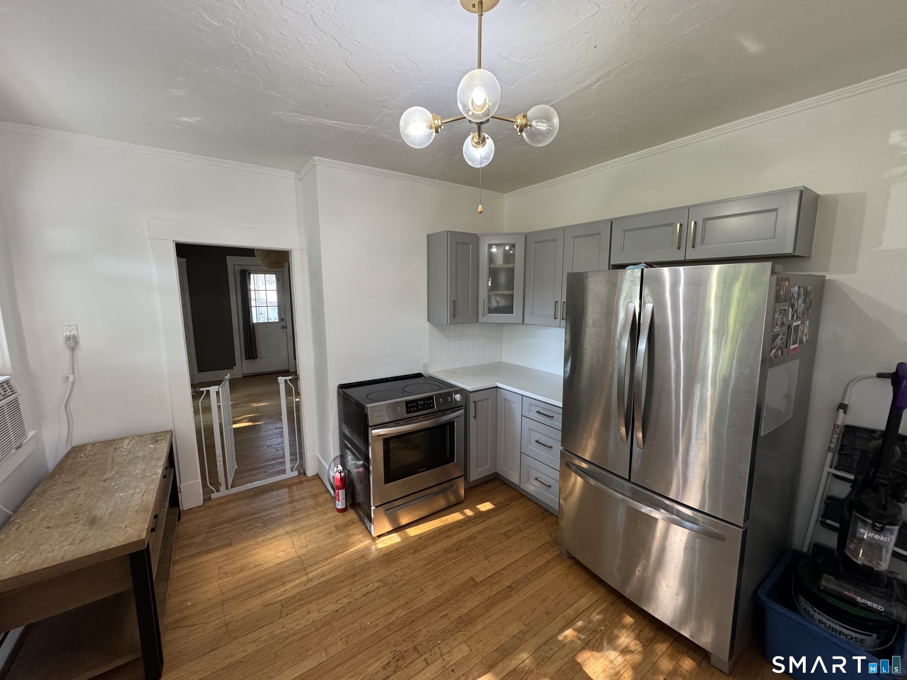 383 Center Street Property Photo 28