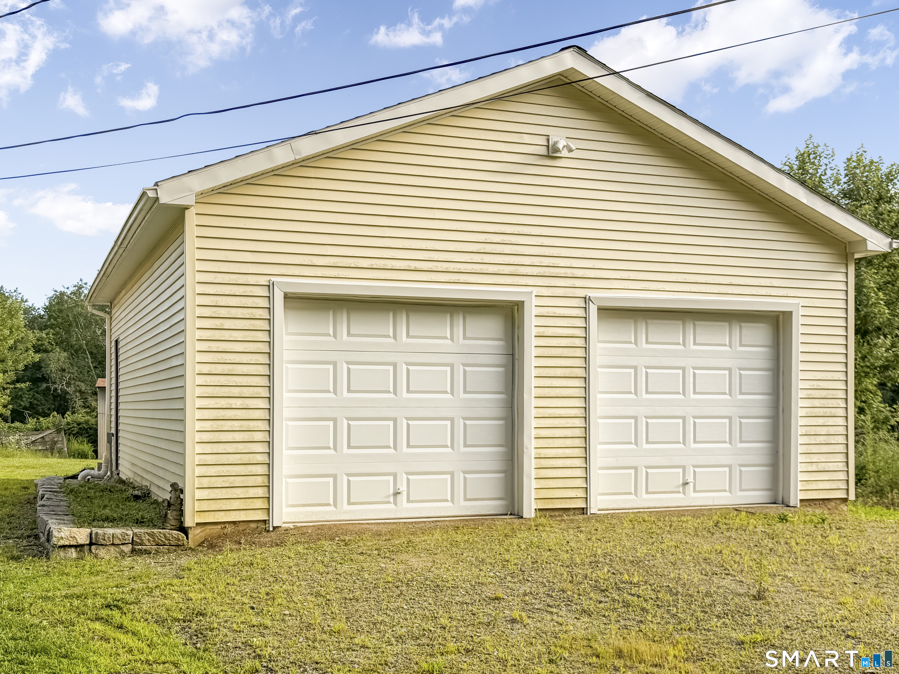 24196755 Property Photo 7