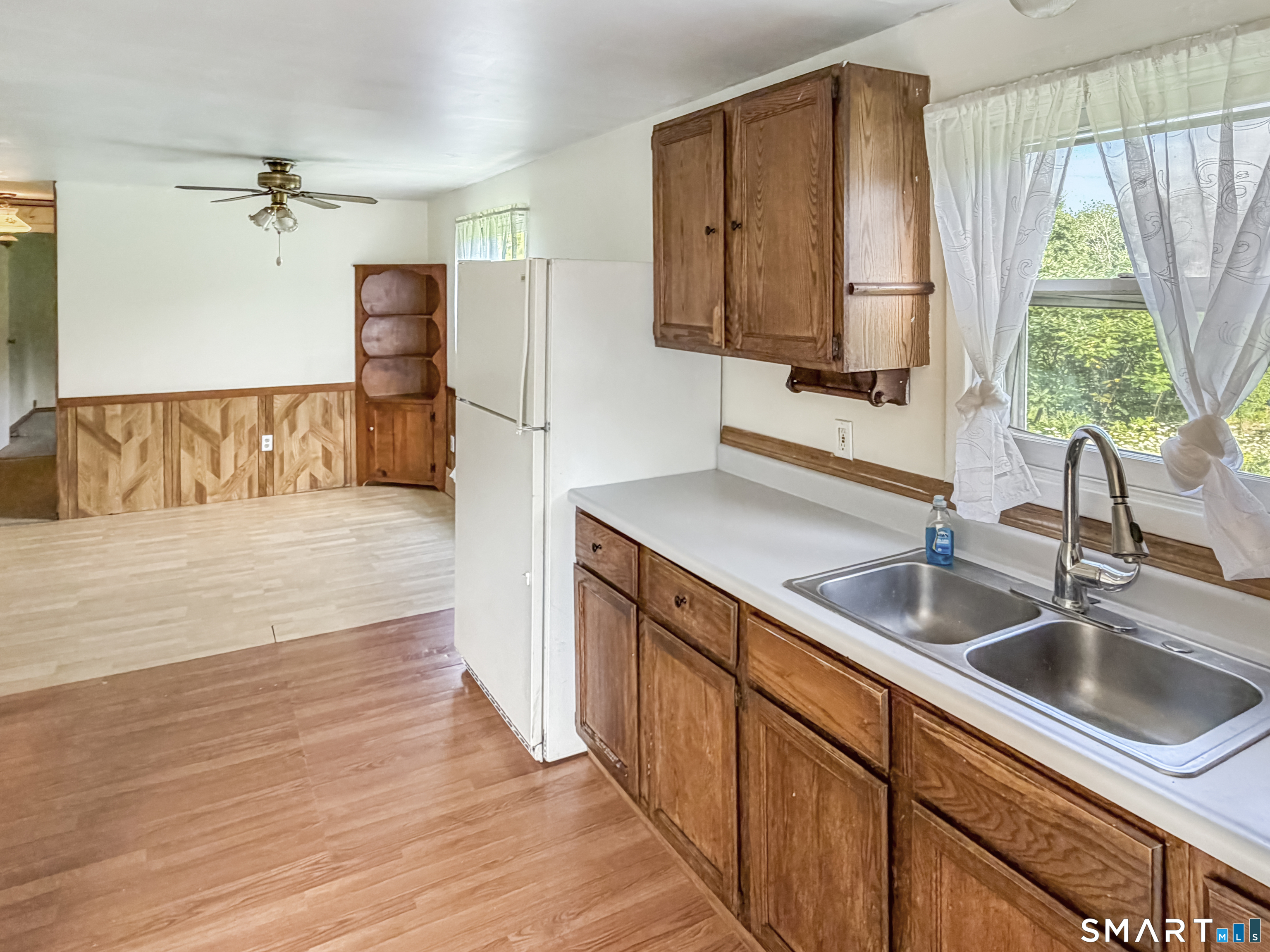 24196755 Property Photo 12