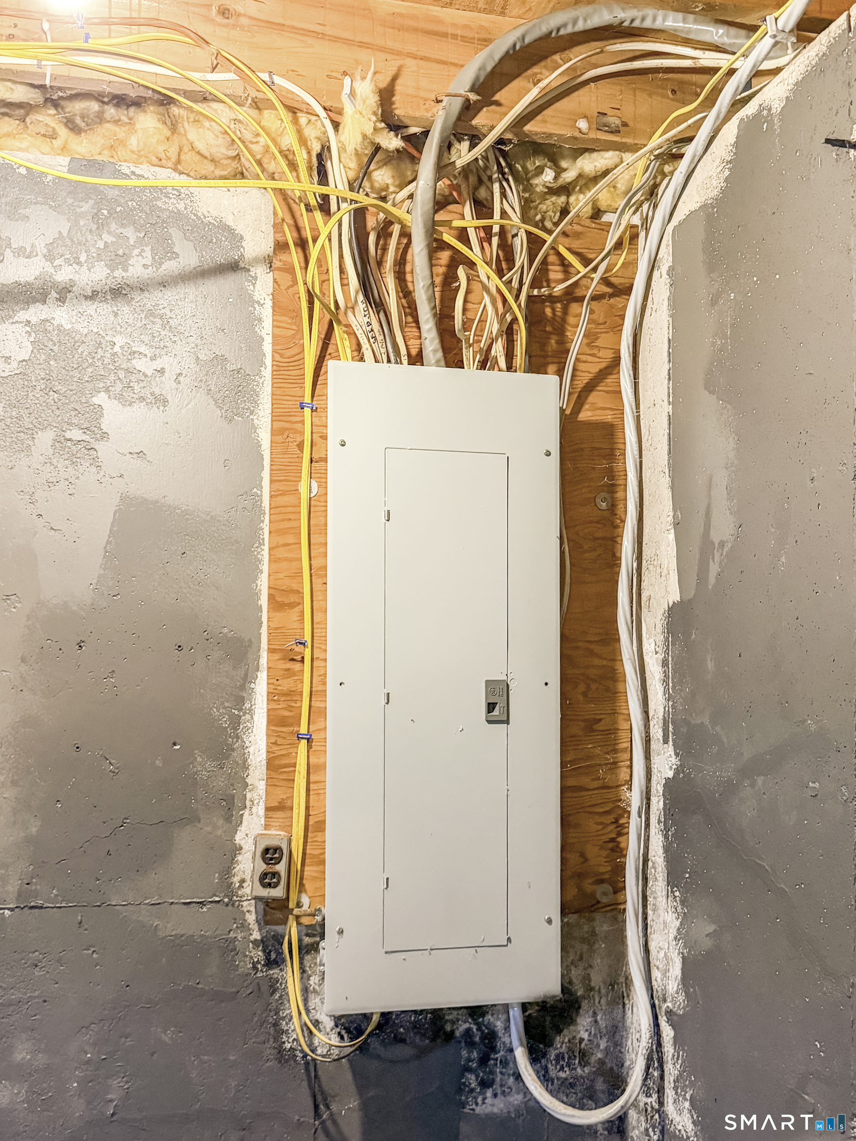 24196755 Property Photo 27