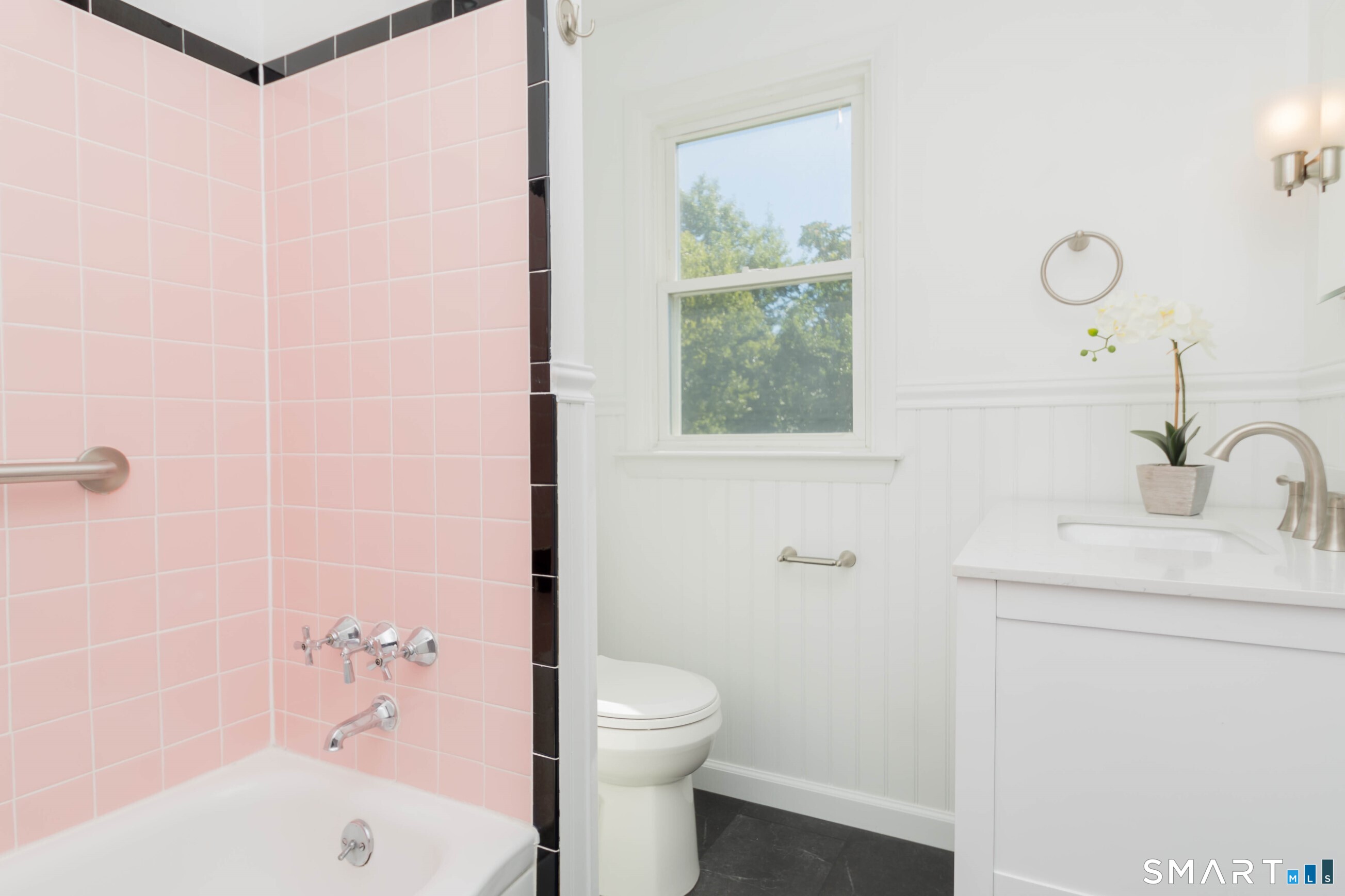 438 High Street Property Photo 13