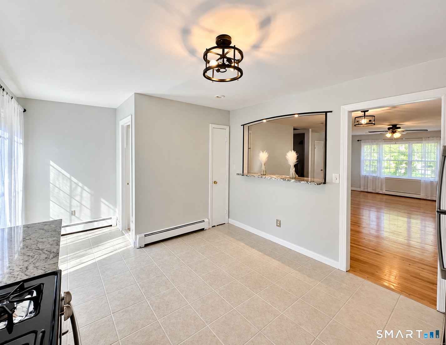 1079 Brooklawn Avenue Property Photo 9