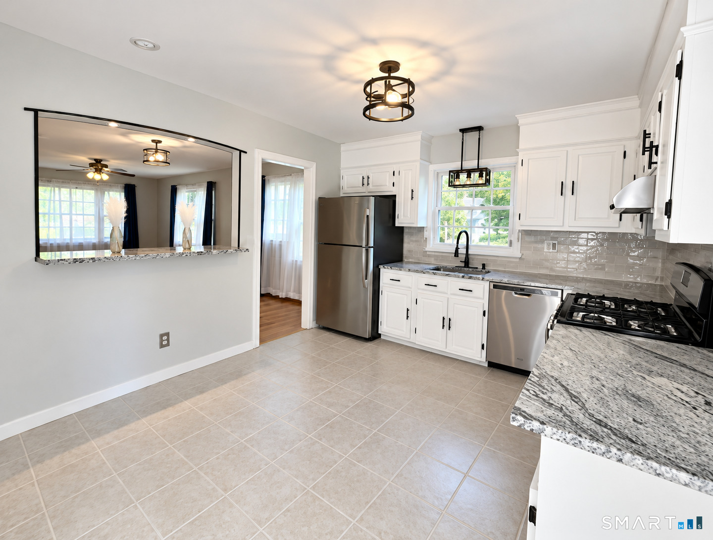 1079 Brooklawn Avenue Property Photo 10