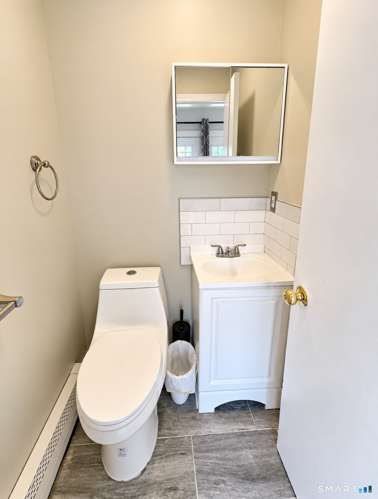 1079 Brooklawn Avenue Property Photo 11