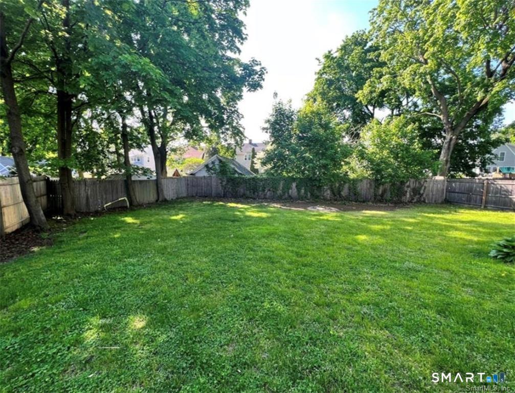 1079 Brooklawn Avenue Property Photo 27