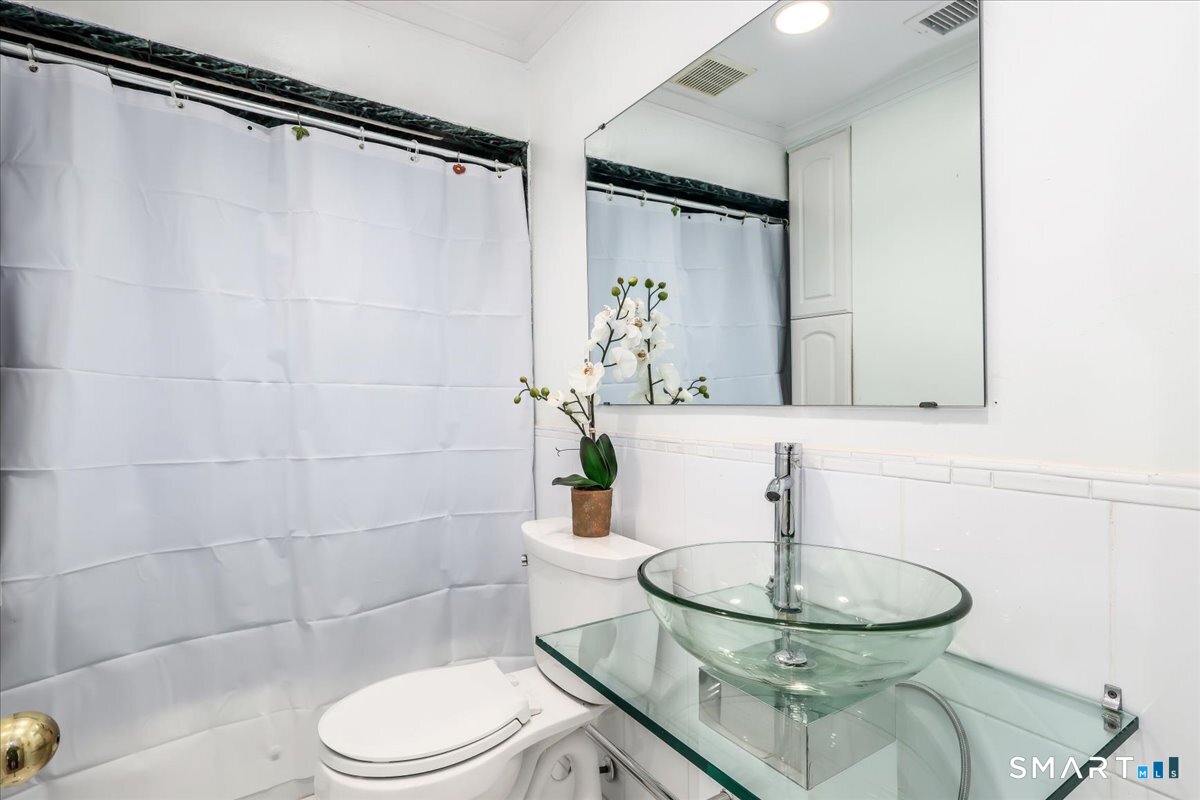 66 Taylor Road Property Photo 9