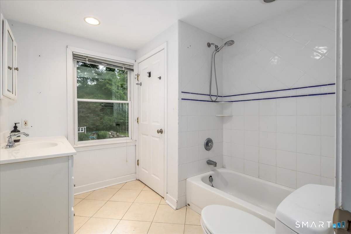 66 Taylor Road Property Photo 15