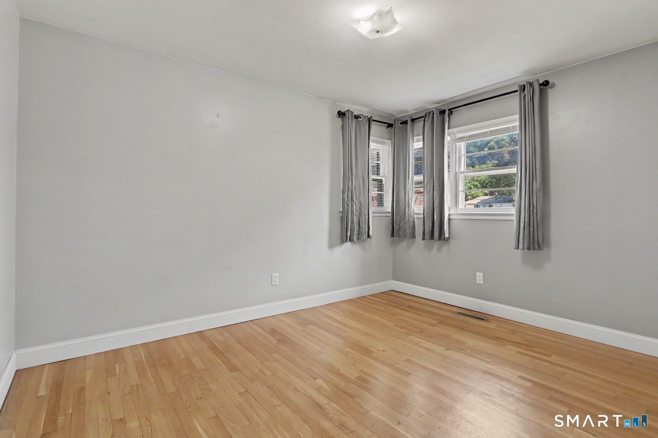 102 Andrews Avenue Property Photo 18
