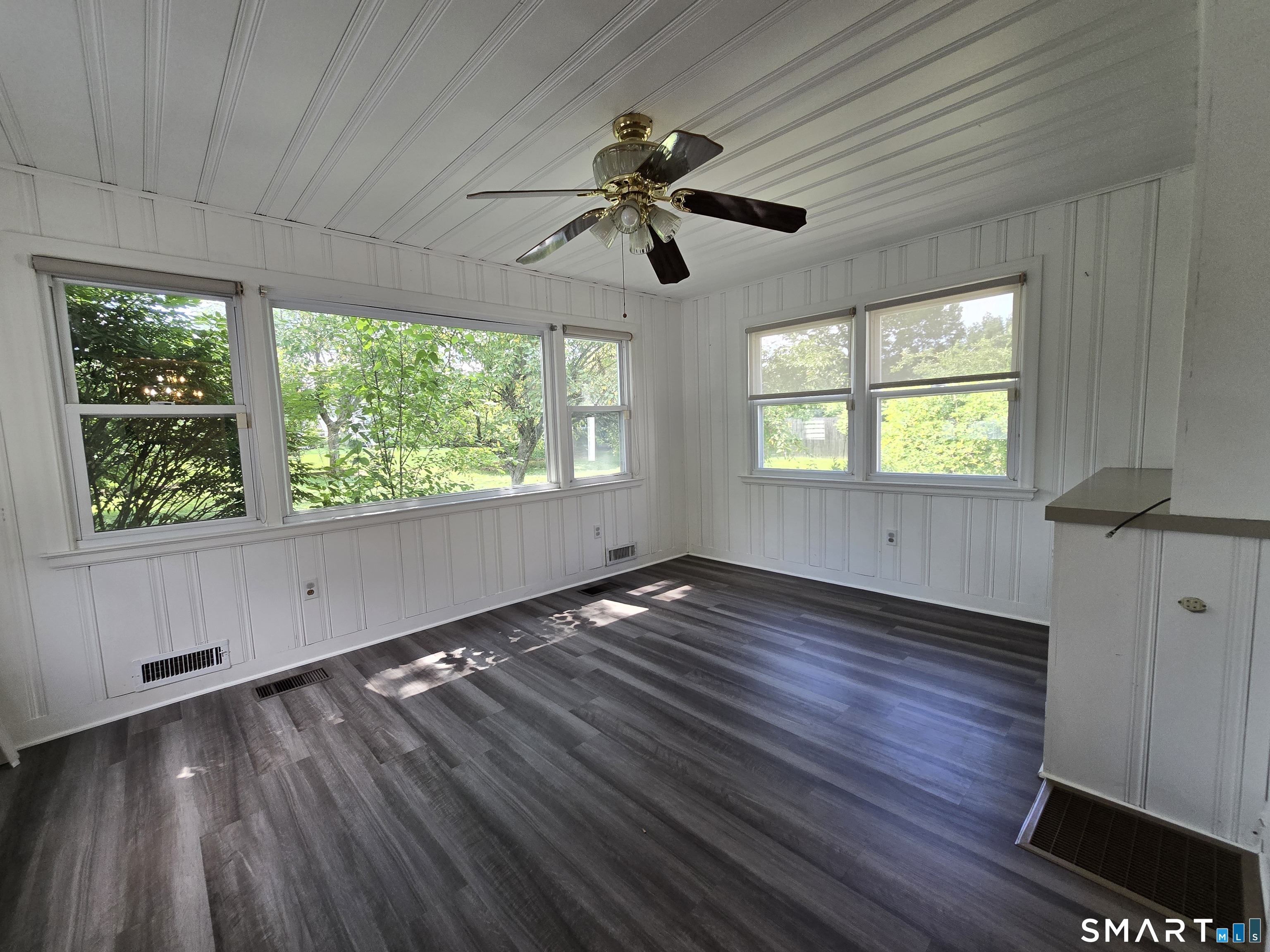11 Eastwood Road Property Photo 8