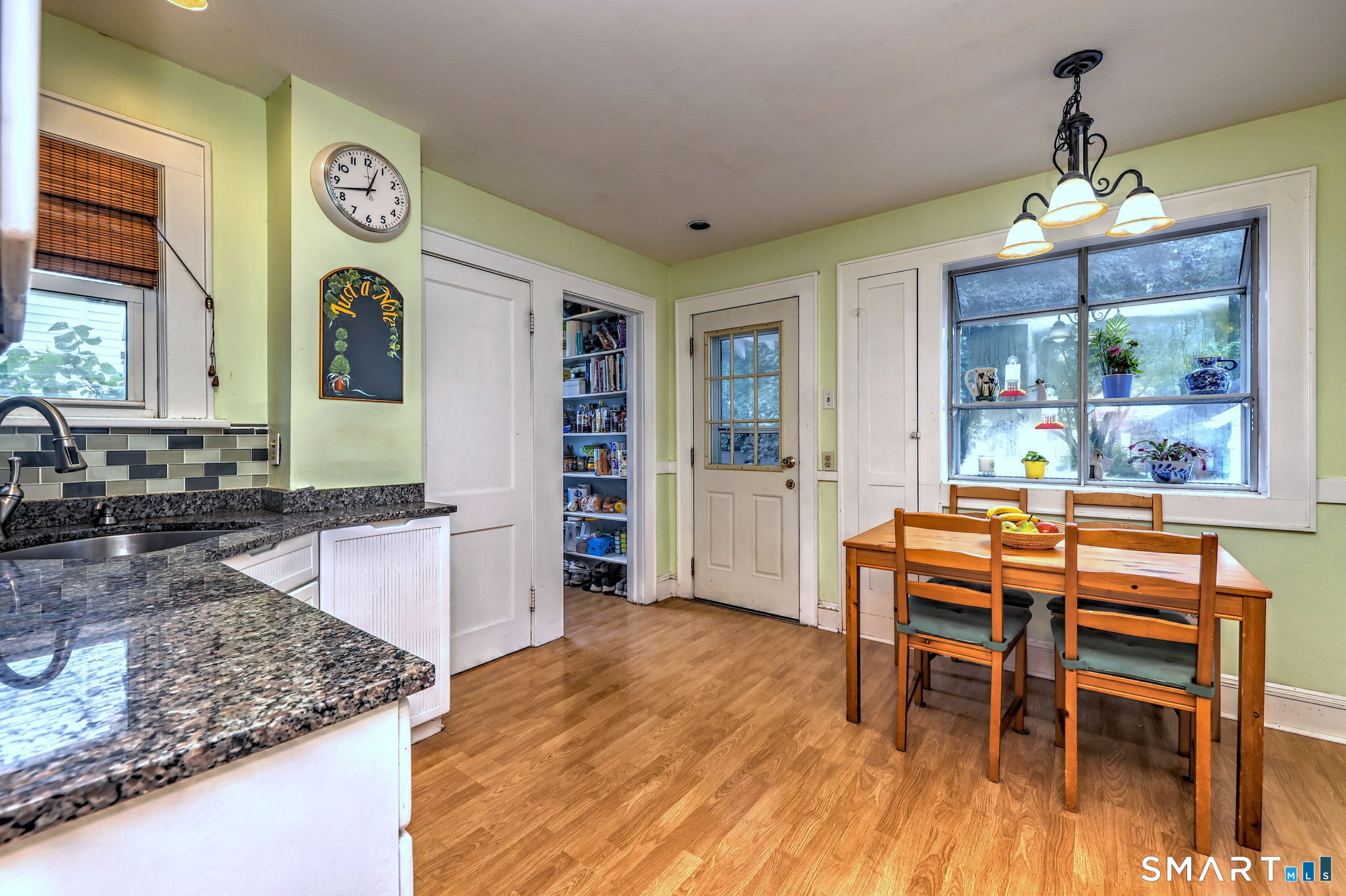 48 John Street Property Photo 13