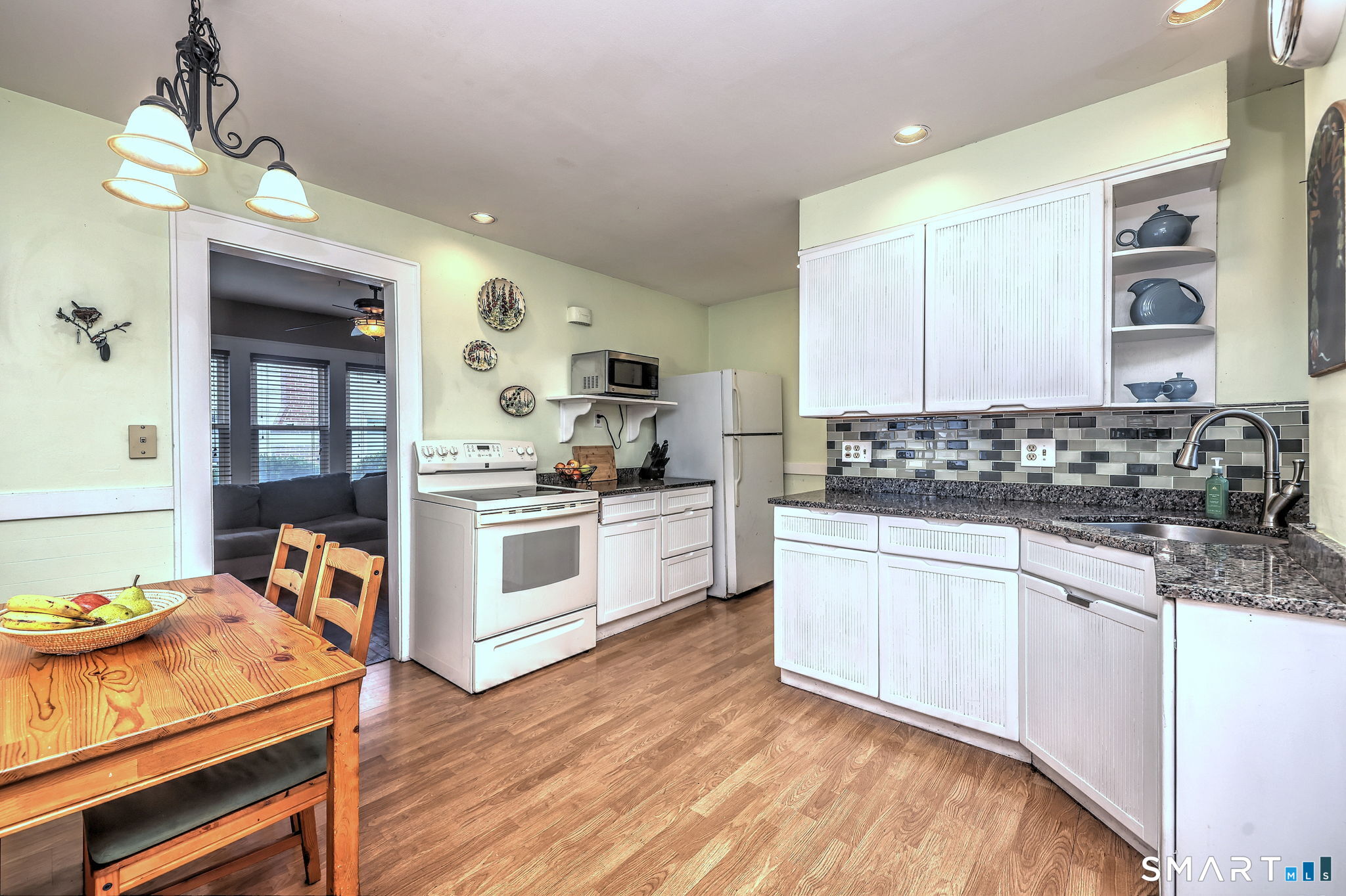 48 John Street Property Photo 14