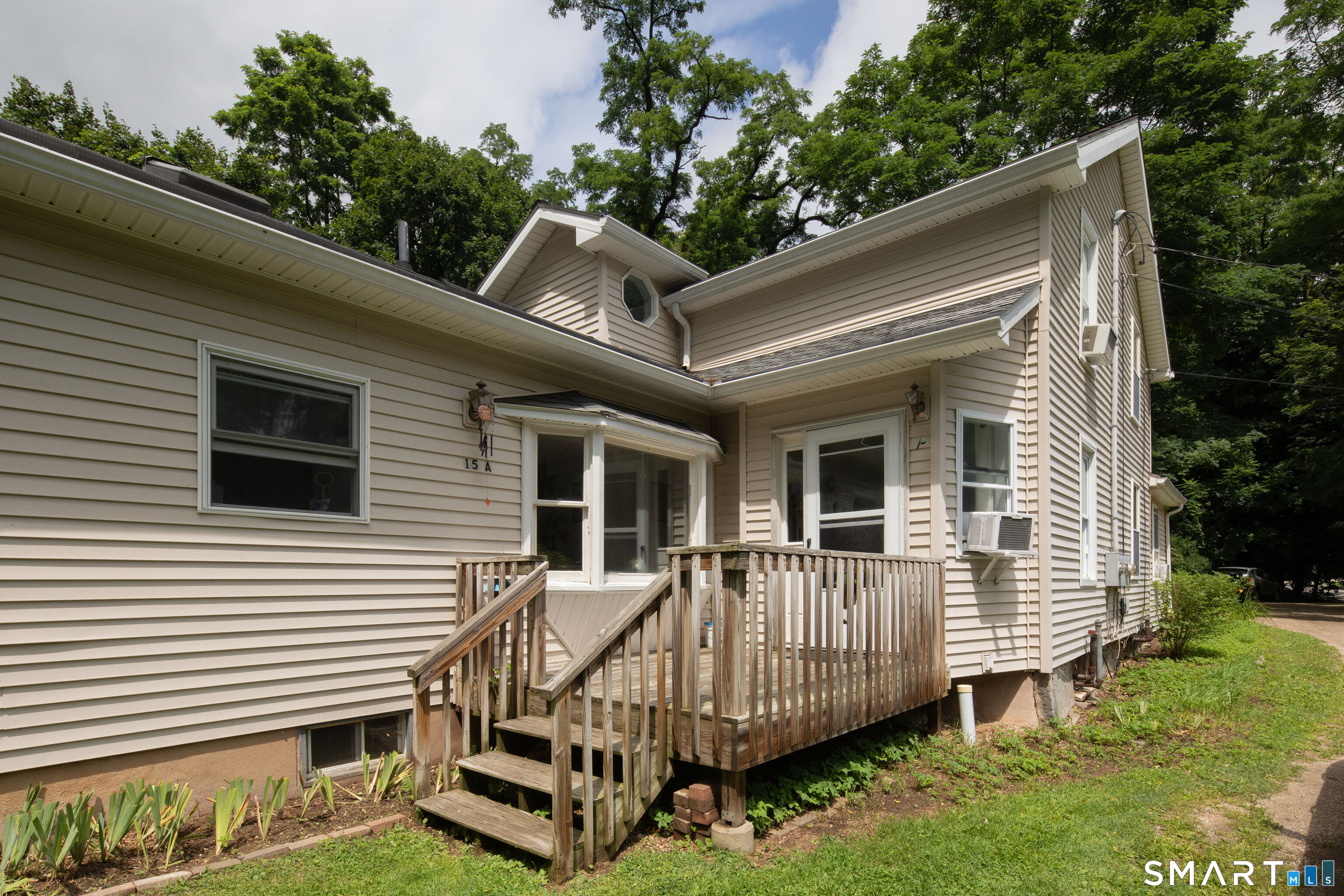 15 Locust Hill Road Property Photo 4