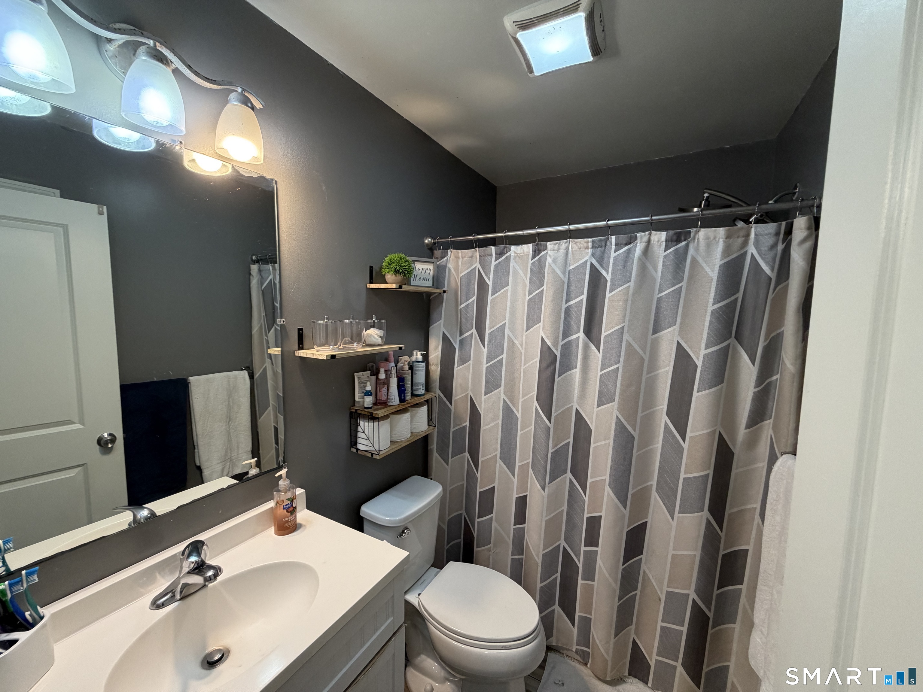 66-68 Golden Hill Street Property Photo 11