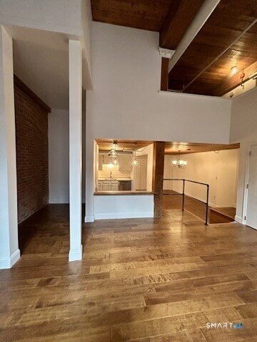 839 Main 93 Street Property Photo 7