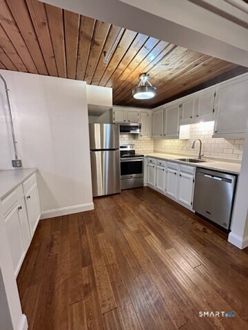 839 Main 93 Street Property Photo 12