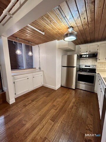 839 Main 93 Street Property Photo 13