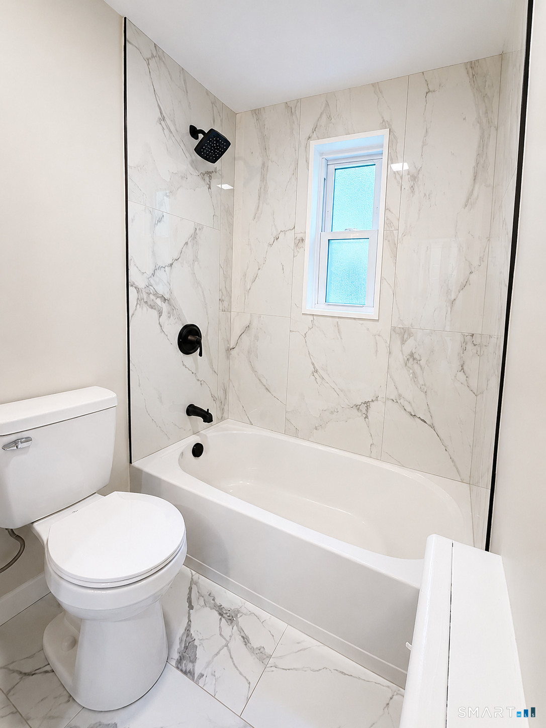 127 Shadycrest Drive Property Photo 6