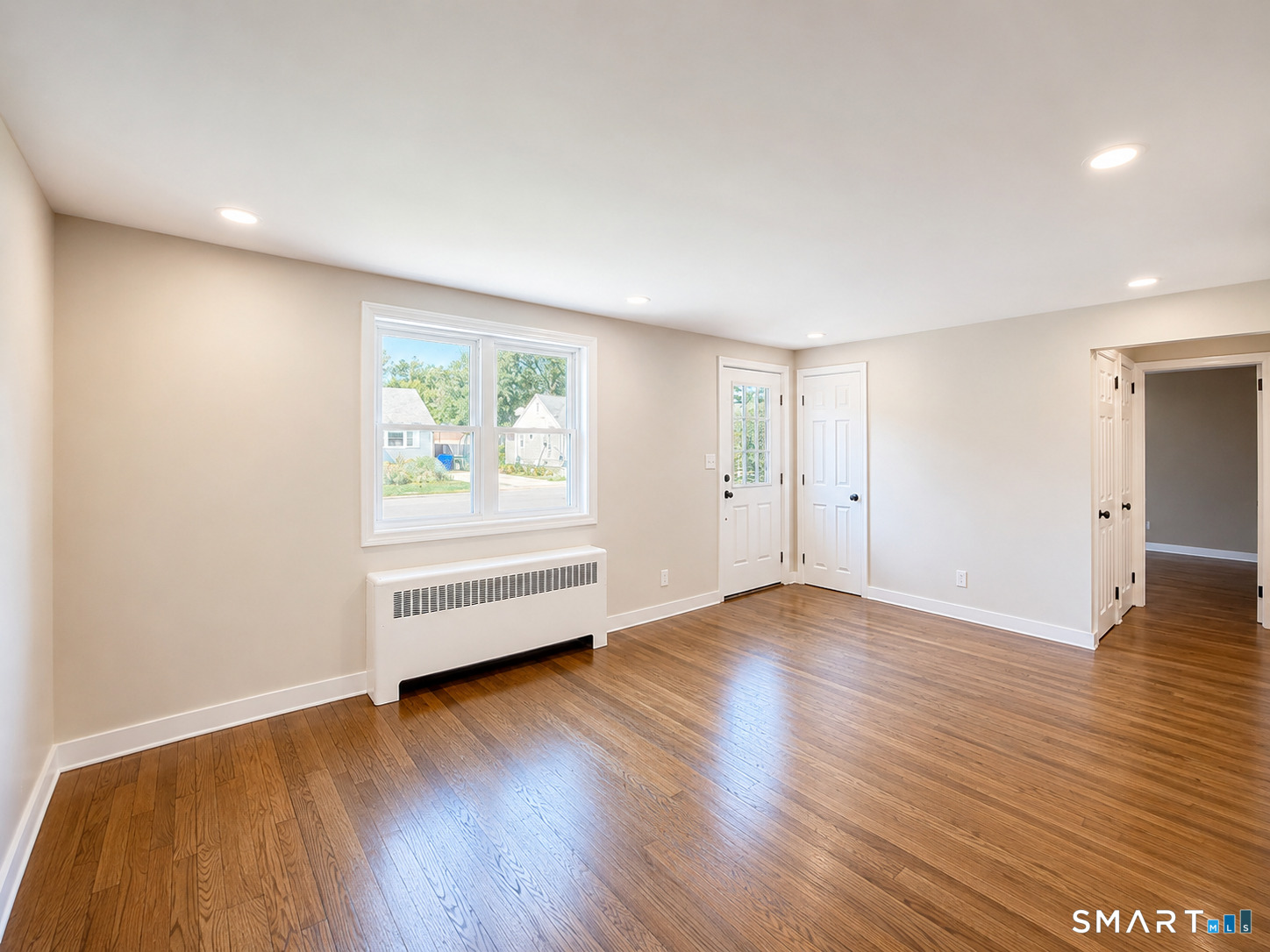 127 Shadycrest Drive Property Photo 8