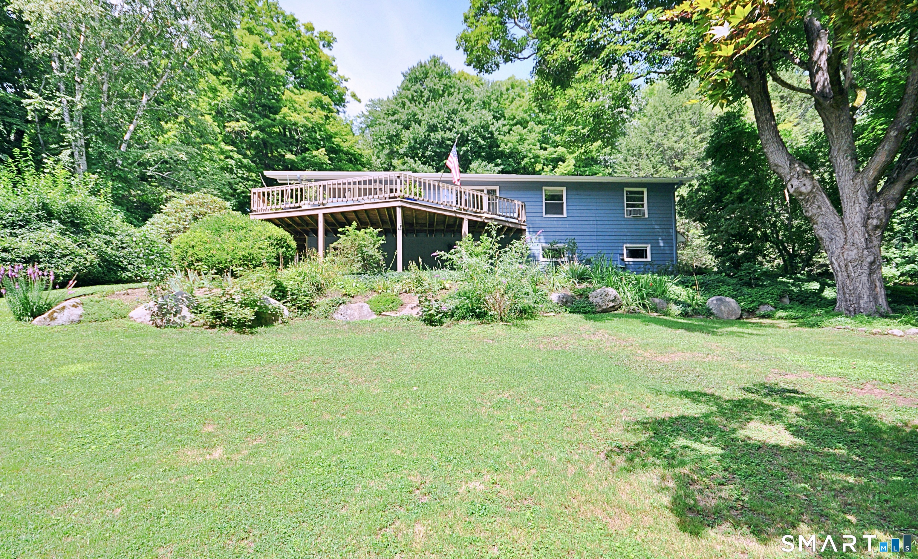 21 Carriage Lane Property Photo 1