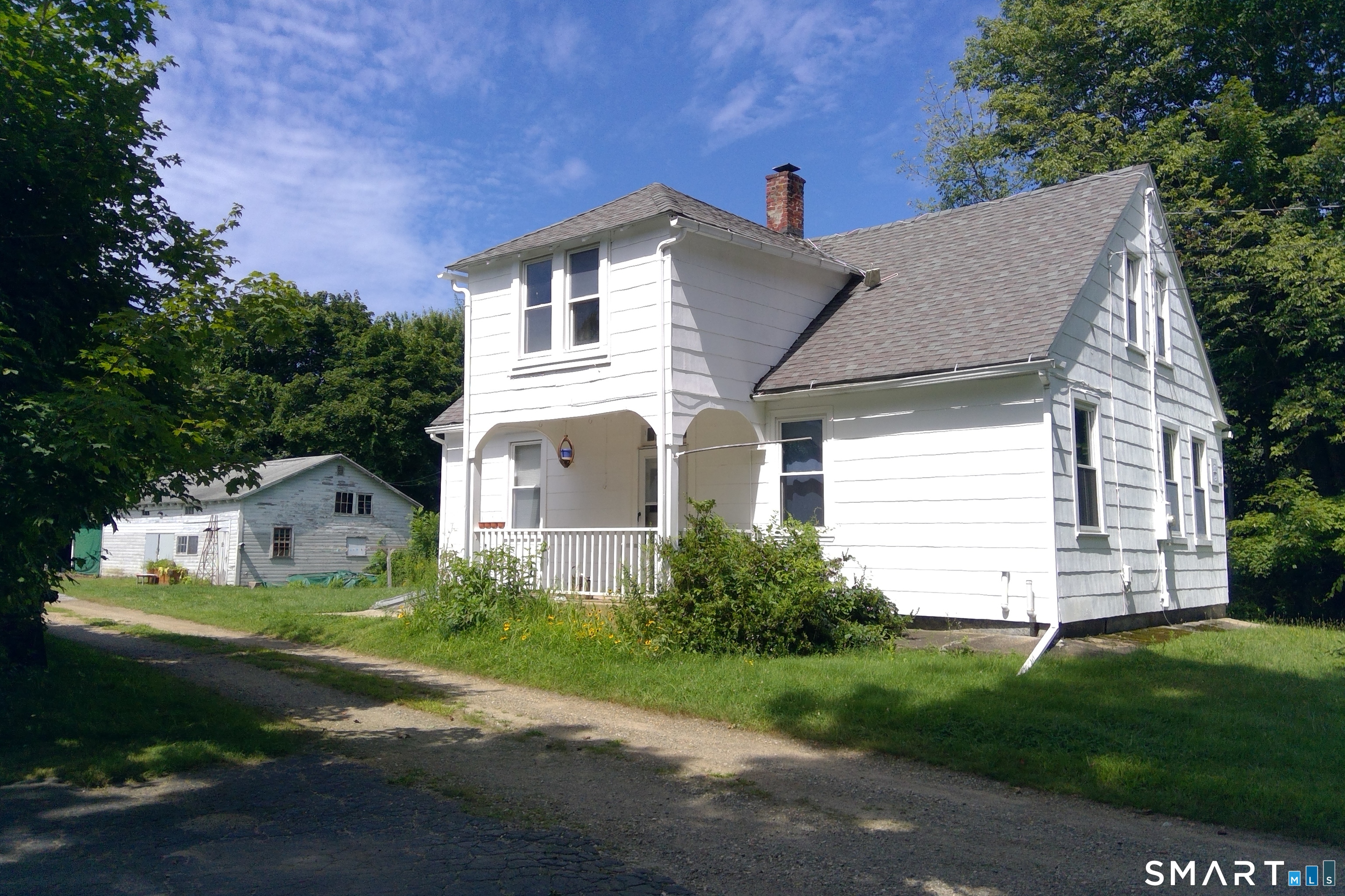 92 Pine Street Property Photo 1