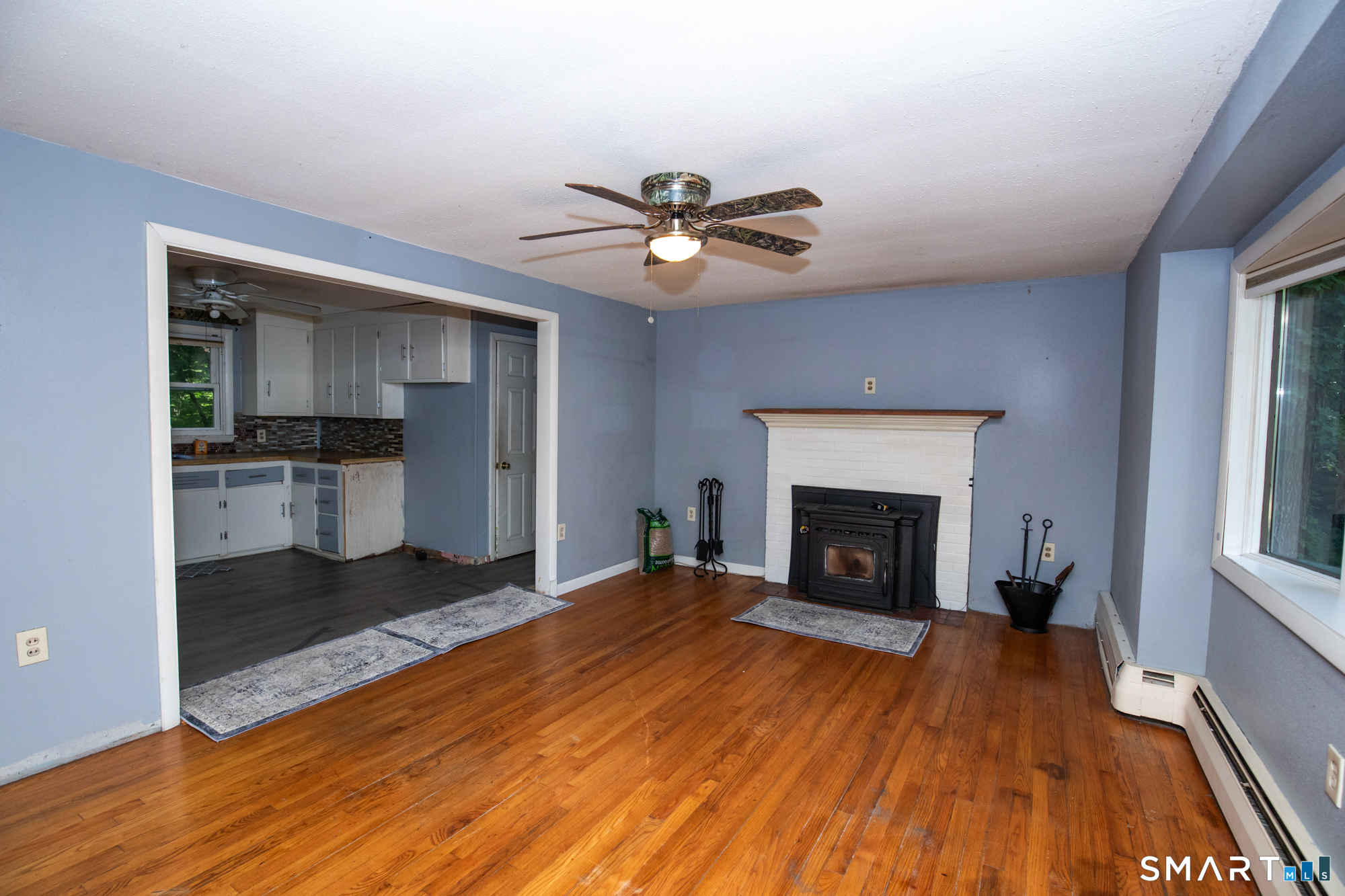 38 Little City Road Property Photo 6