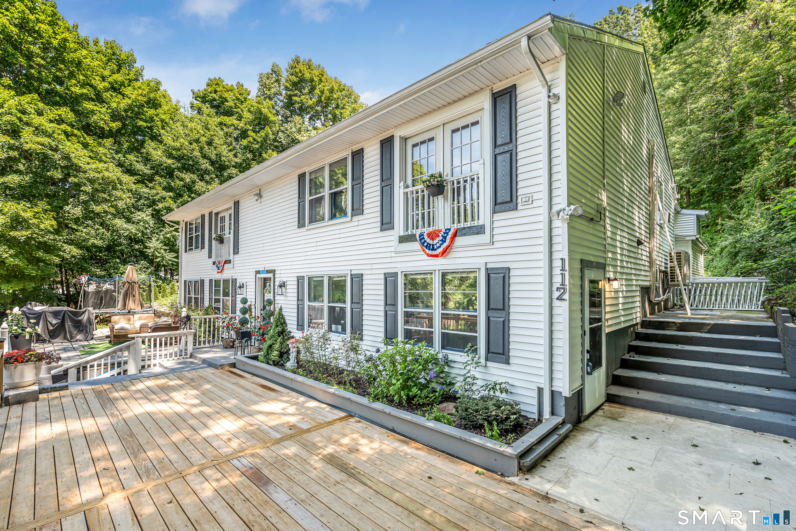 112 Woodbine 1st Fl. Street Property Photo 4