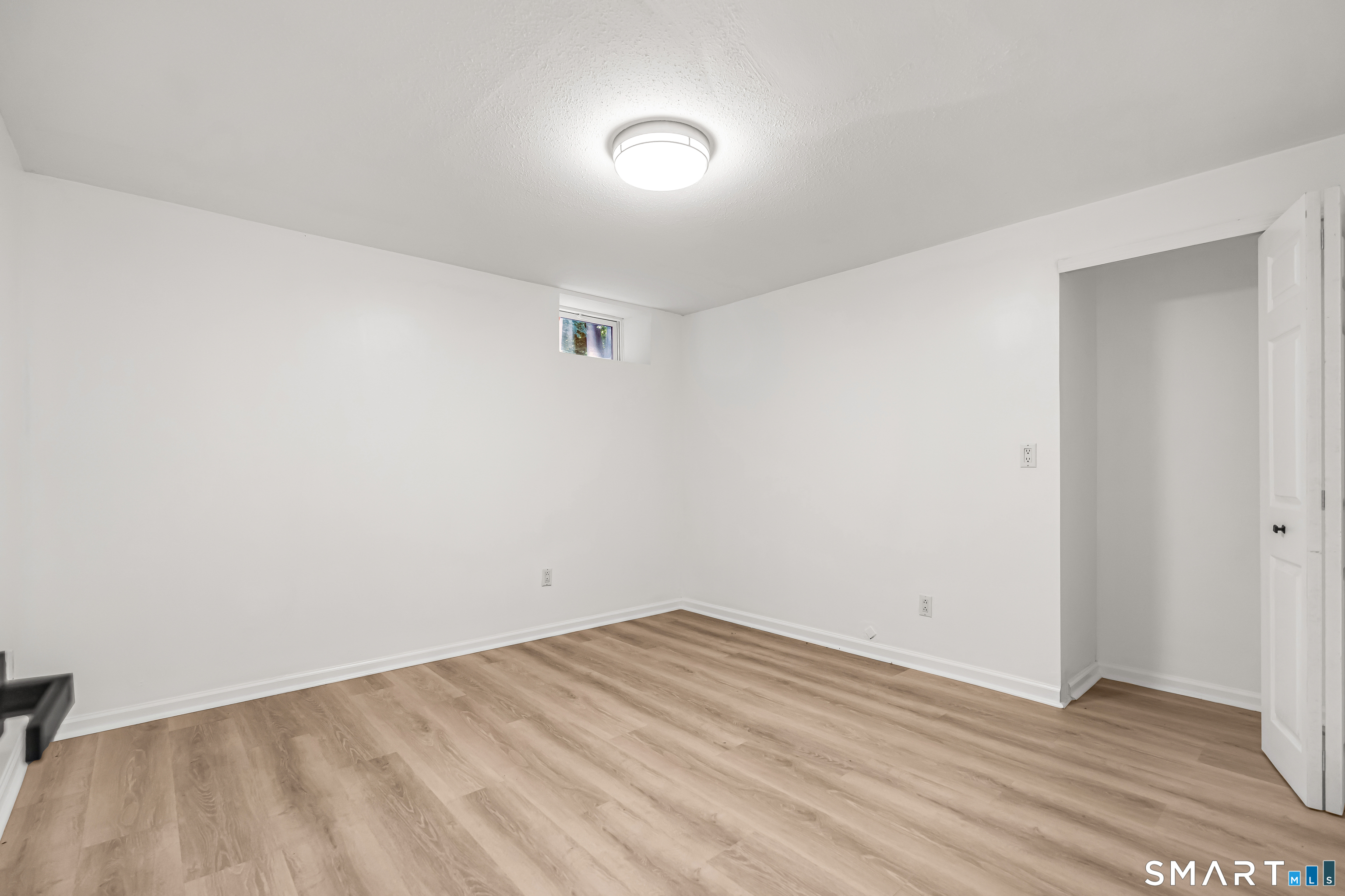 112 Woodbine 1st Fl. Street Property Photo 20
