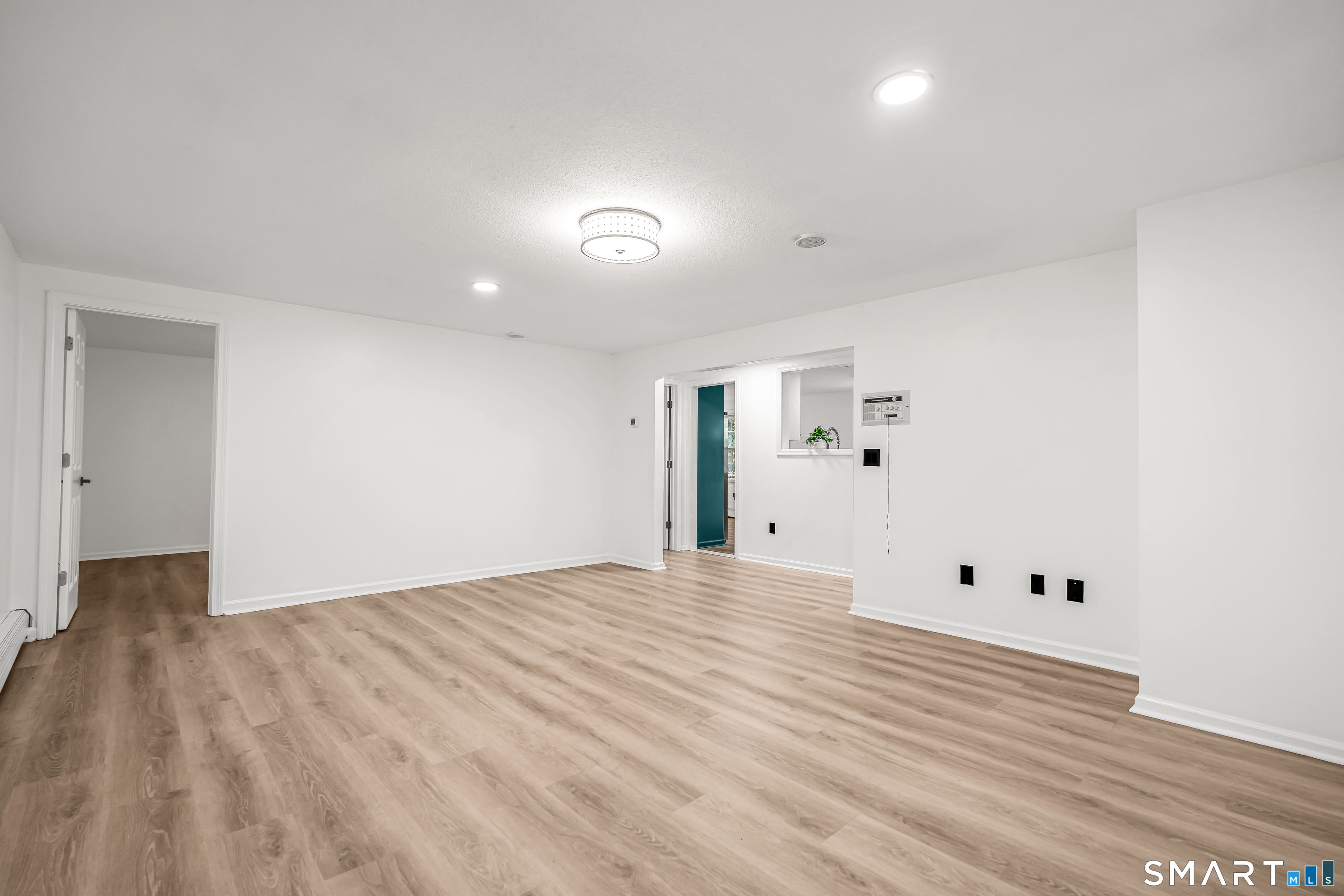 112 Woodbine 1st Fl. Street Property Photo 25