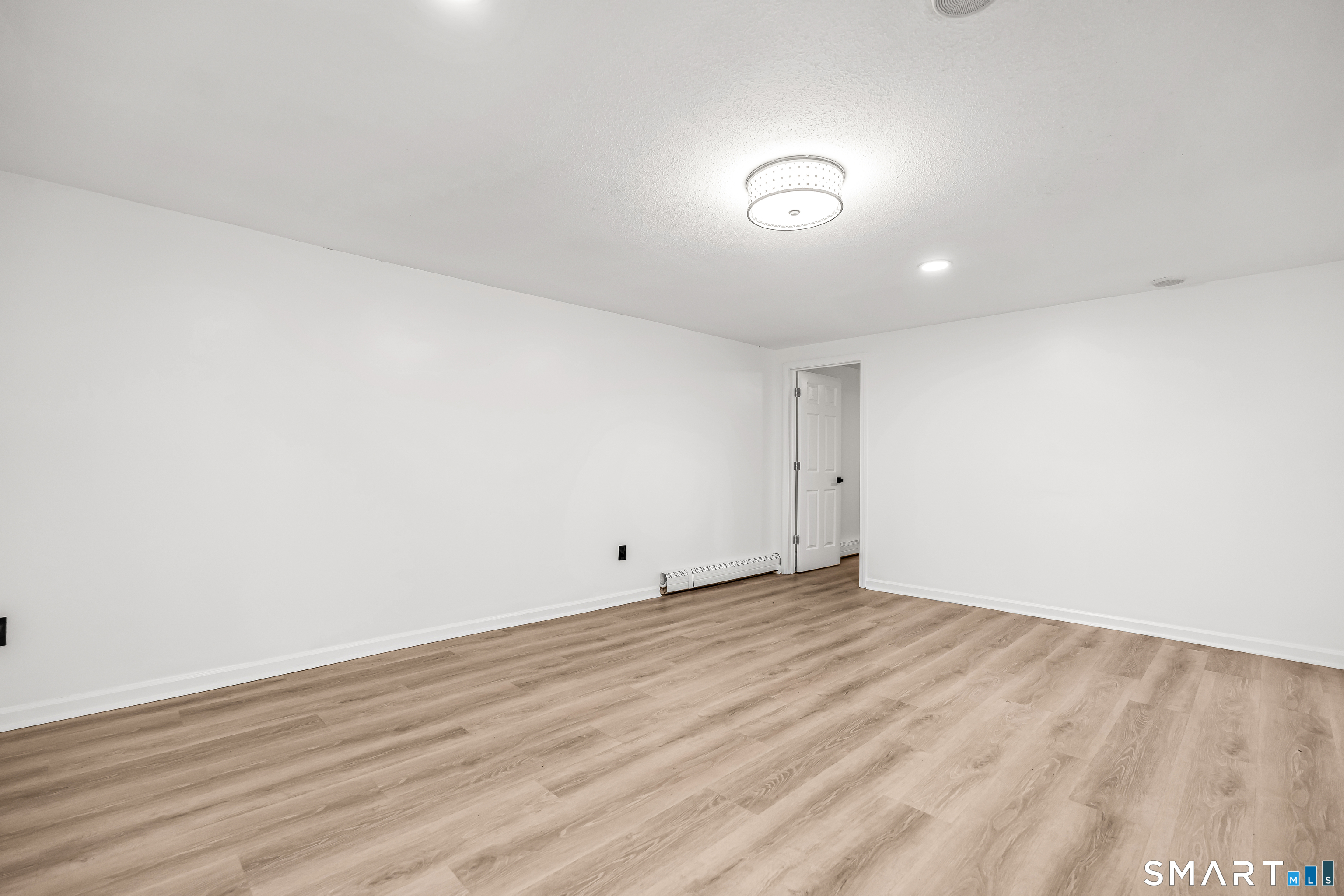 112 Woodbine 1st Fl. Street Property Photo 26