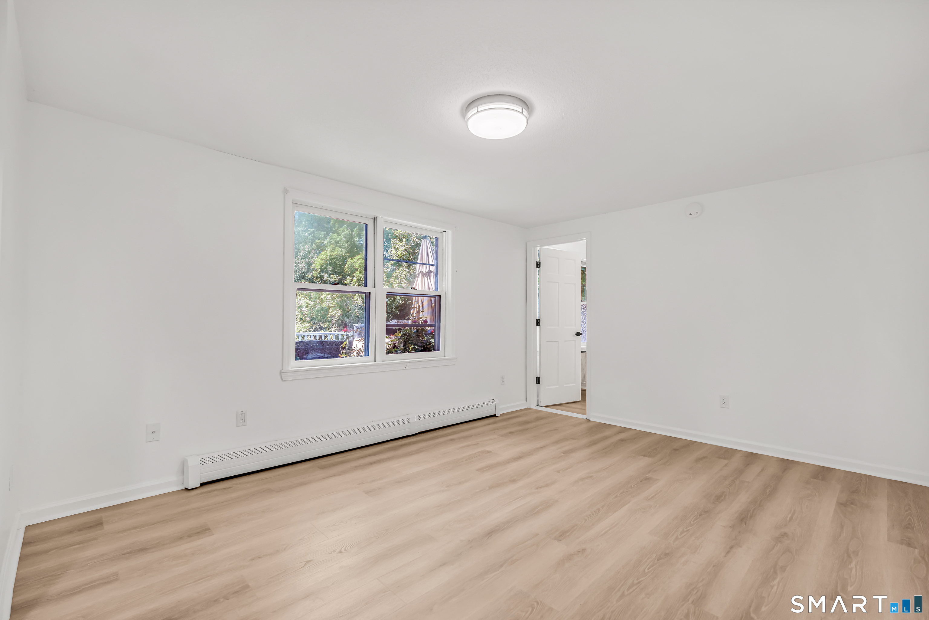 112 Woodbine 1st Fl. Street Property Photo 34
