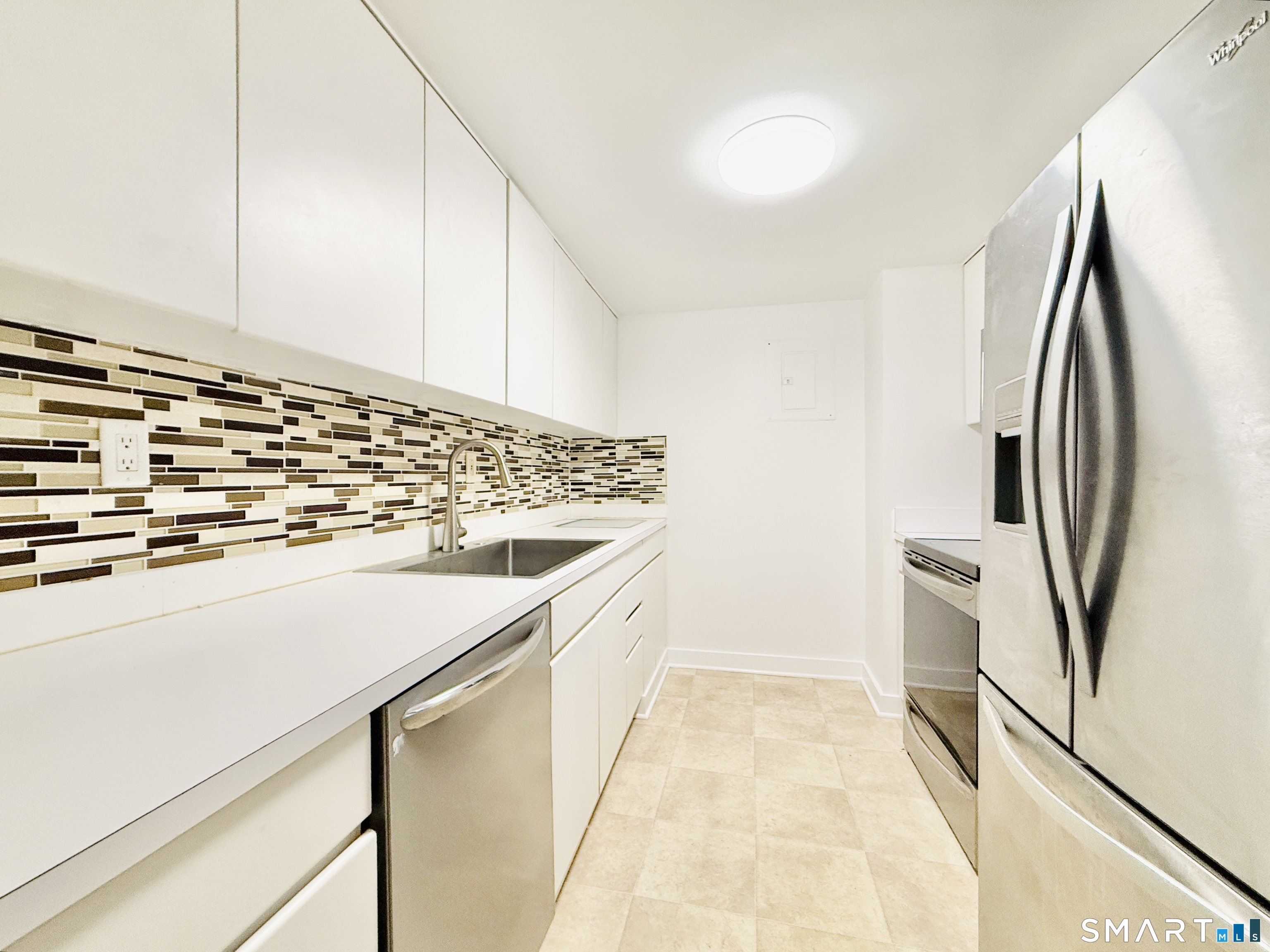 127 Greyrock 506 Place Property Photo 6
