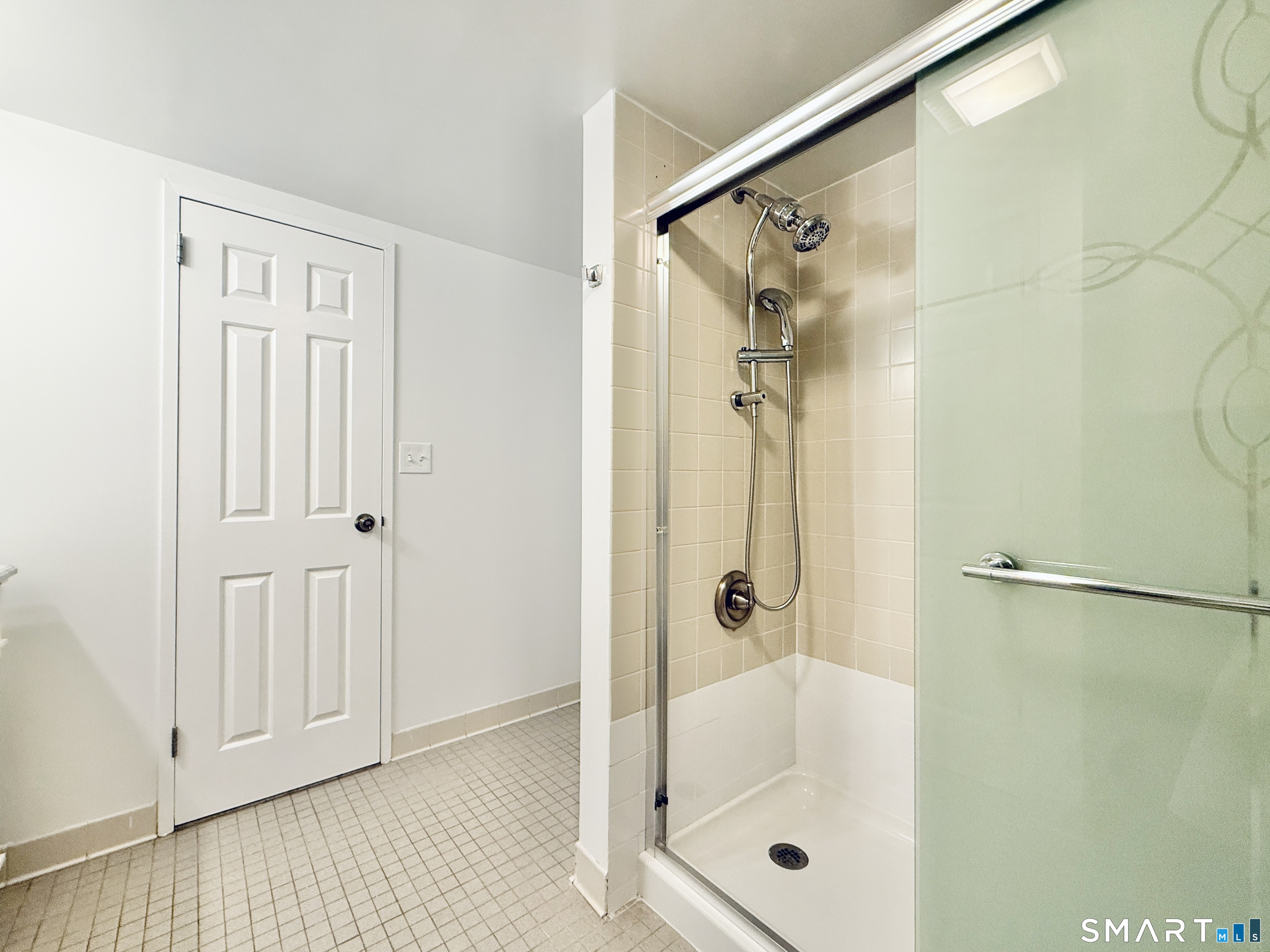 127 Greyrock 506 Place Property Photo 11